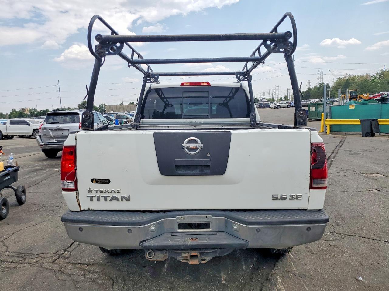 2005 Nissan Titan Xe White vin: 1N6BA06B85N550780