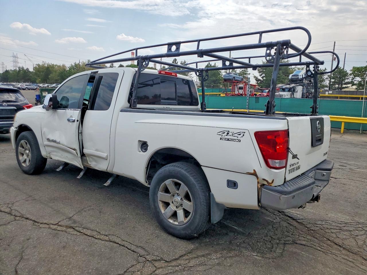 2005 Nissan Titan Xe White vin: 1N6BA06B85N550780