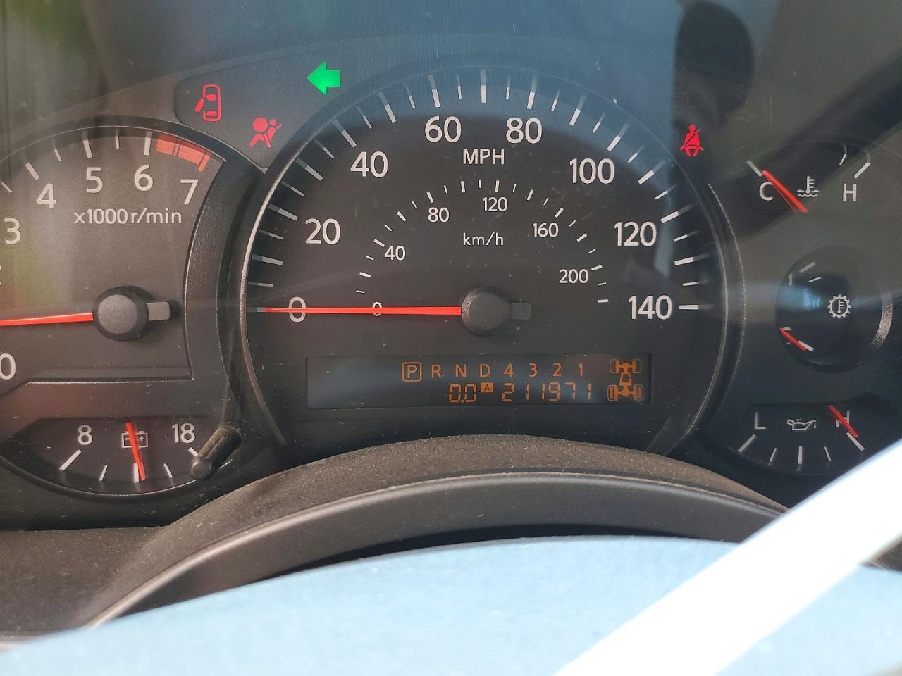 2005 Nissan Titan Xe White vin: 1N6BA06B85N550780