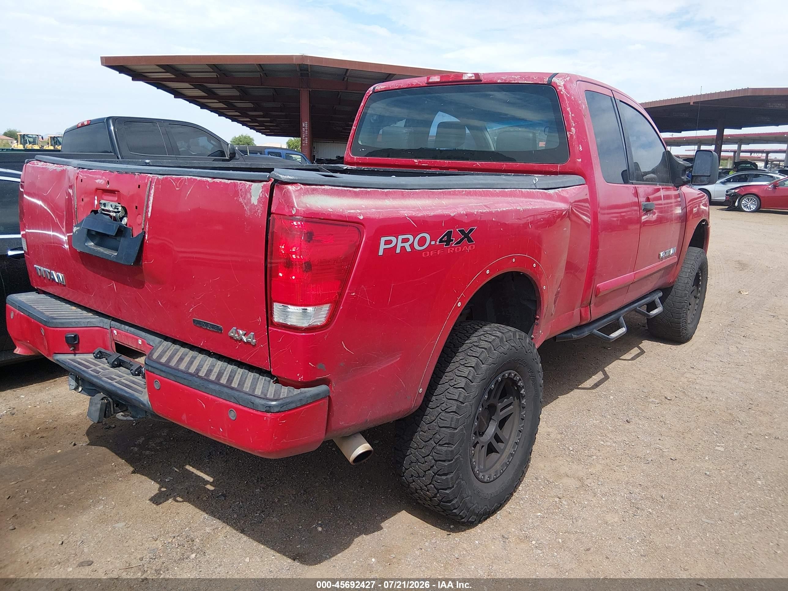 2008 Nissan Titan Le/pro-4x/se Red vin: 1N6BA06C48N347494