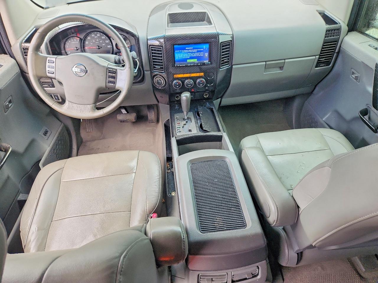 2007 Nissan Titan Xe/se/le Черный vin: 1N6BA07A17N216843