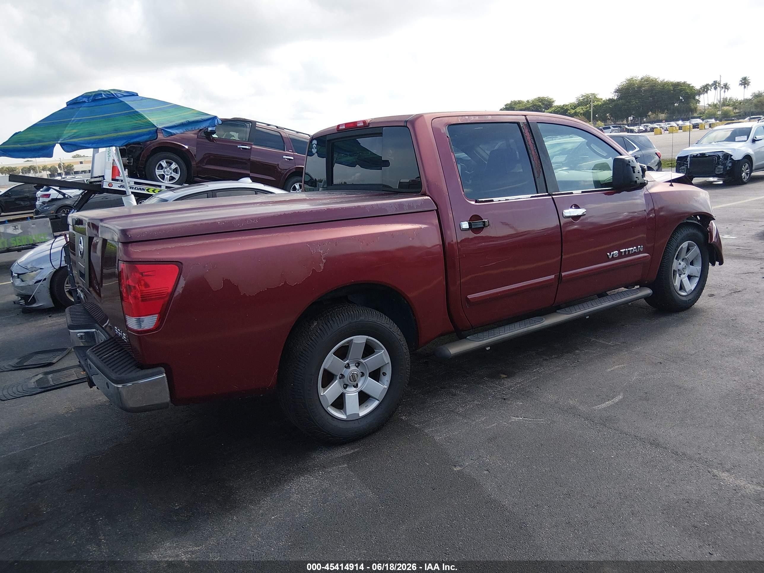 2005 Nissan Titan Le Red vin: 1N6BA07A85N544032