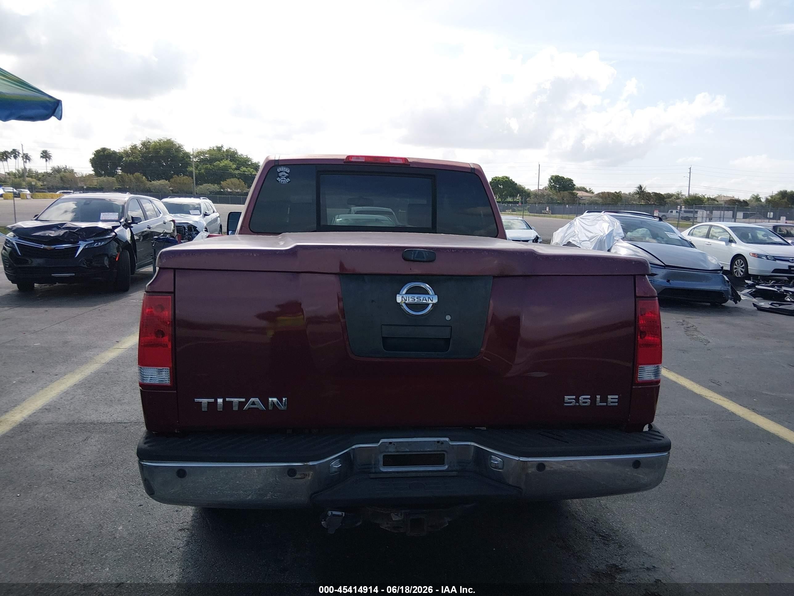 2005 Nissan Titan Le Red vin: 1N6BA07A85N544032