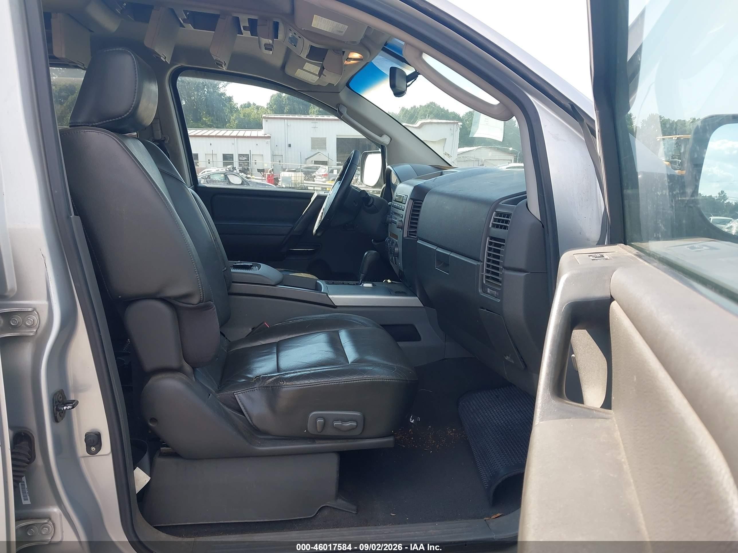 2007 Nissan Titan Le Серебряный vin: 1N6BA07B97N230000