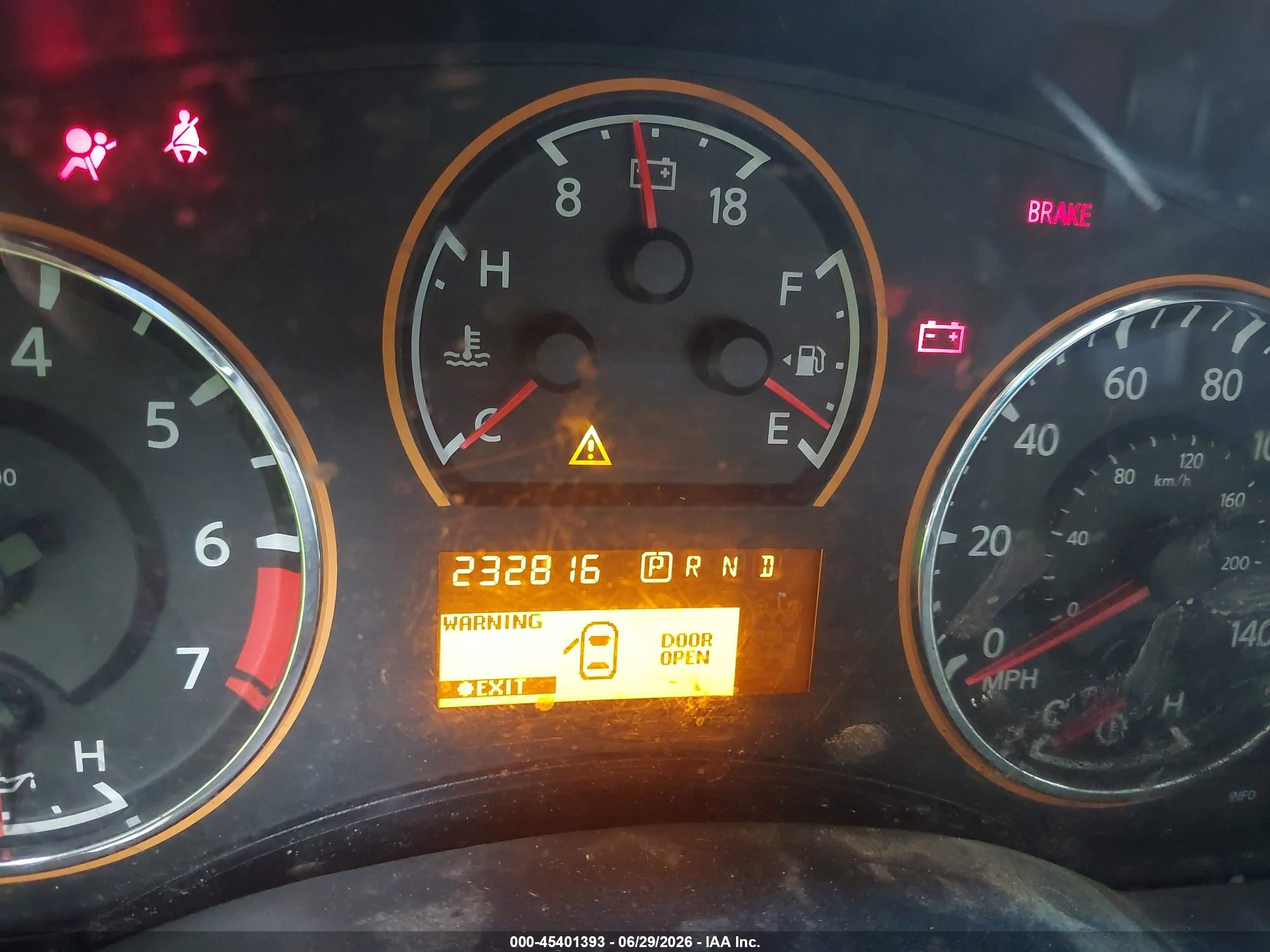2008 Nissan Titan Le/se/xe White vin: 1N6BA07D18N346505