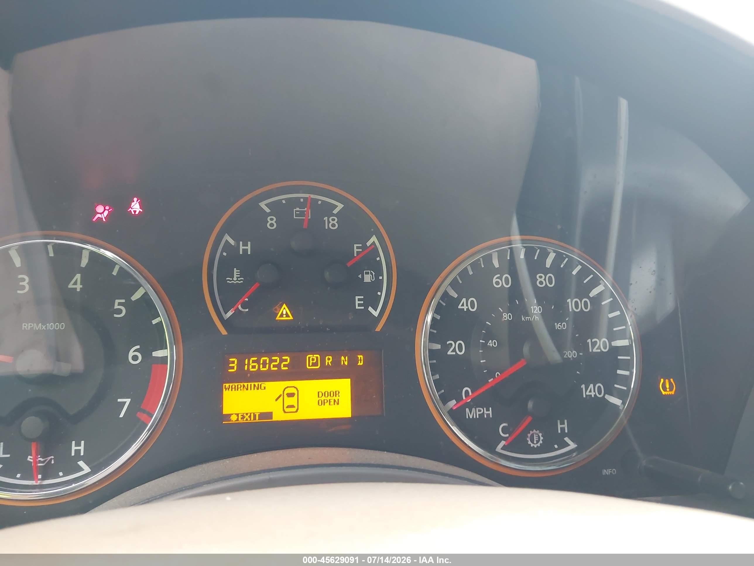 2008 Nissan Titan Le Серый vin: 1N6BA07D28N310516