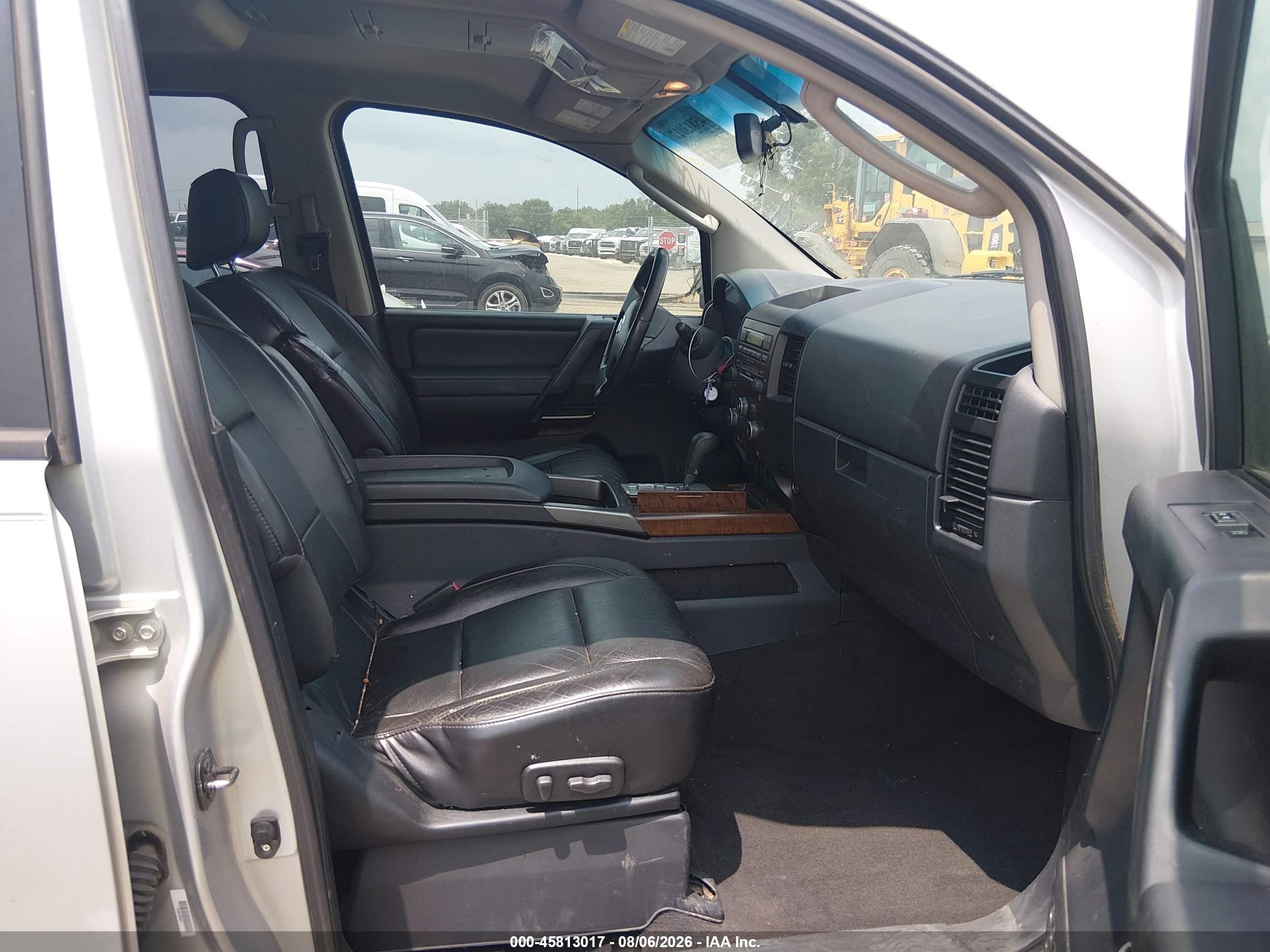 2008 Nissan Titan Le Silver vin: 1N6BA07D28N332001