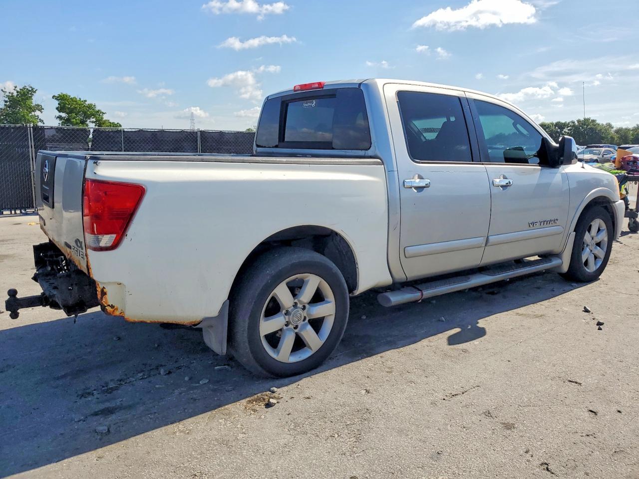 2008 Nissan Titan Xe Ffv Silver vin: 1N6BA07D28N355410