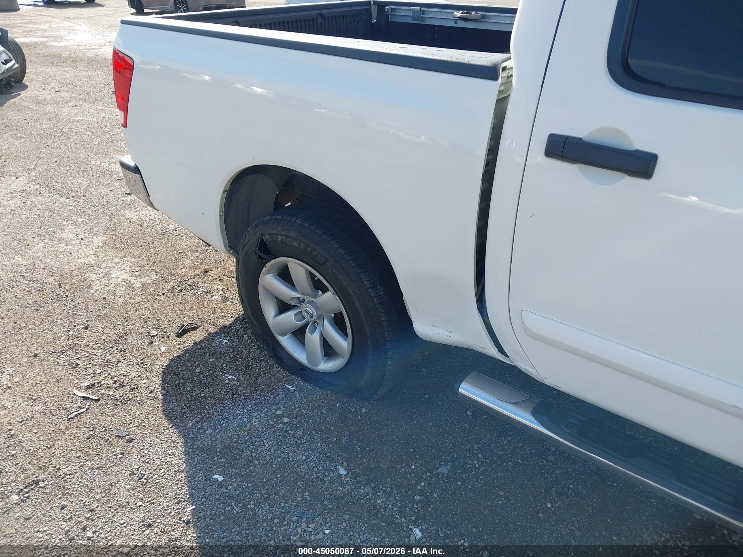 2009 Nissan Titan Se White vin: 1N6BA07D49N317436