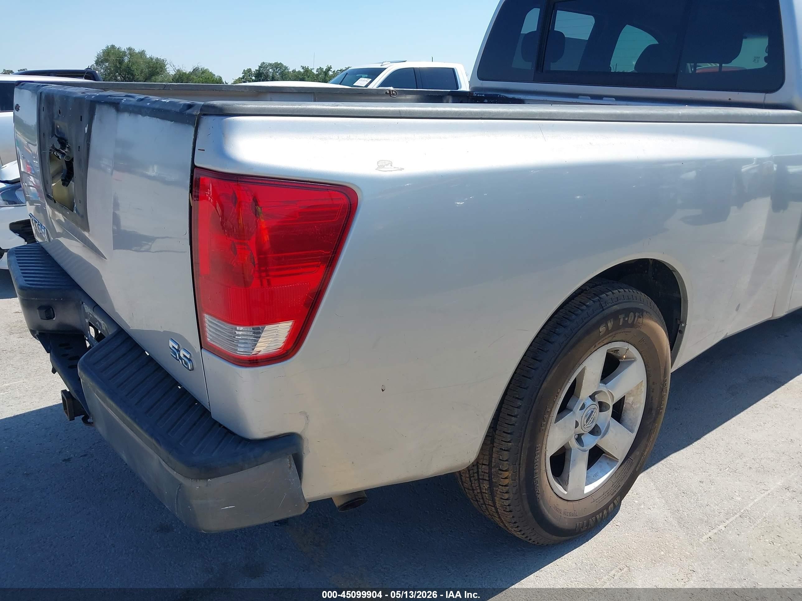 2008 Nissan Titan Xe Silver vin: 1N6BA07G88N312233