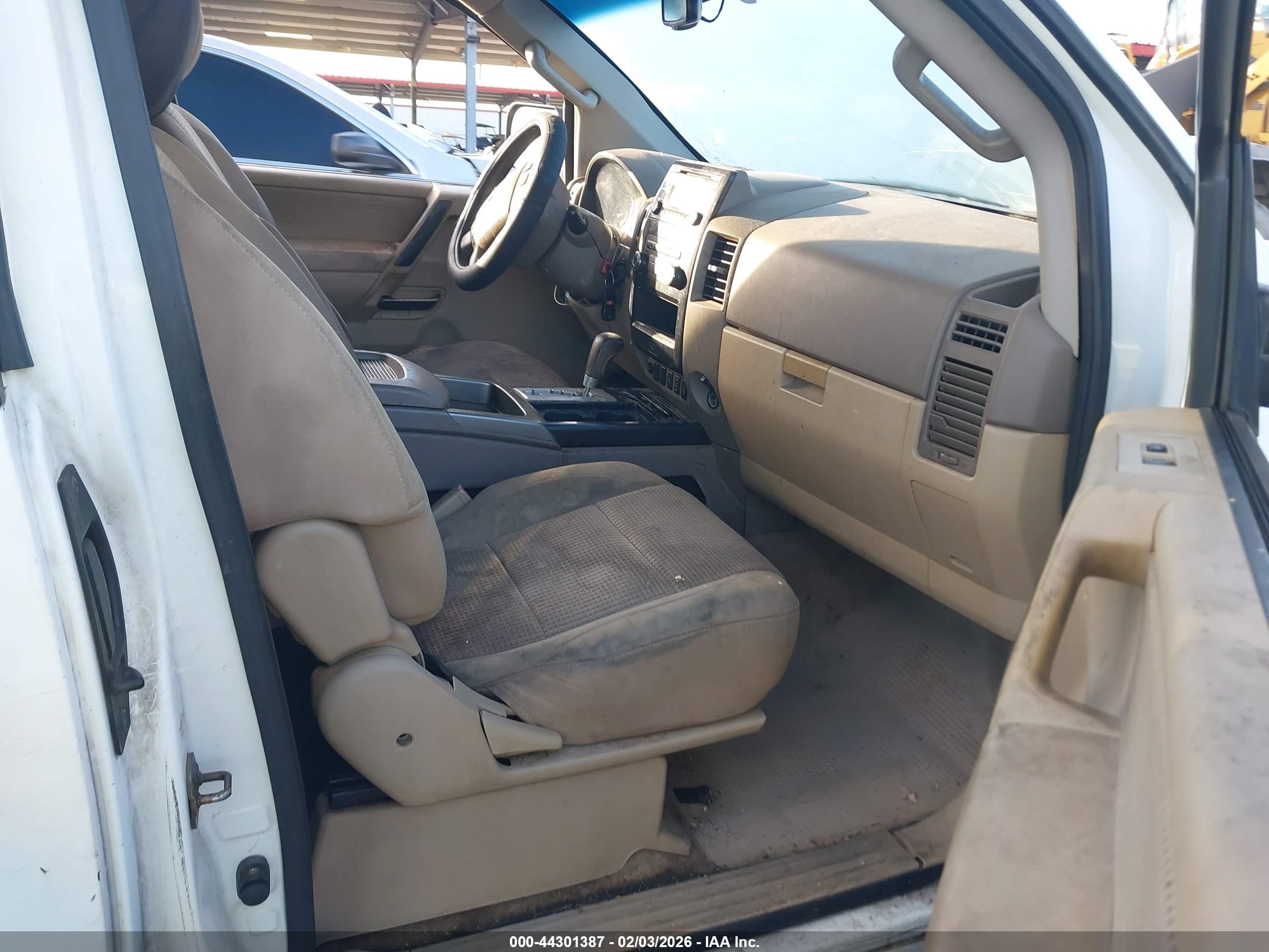 2014 Nissan Titan Sv White vin: 1N6BA0CA7EN504630