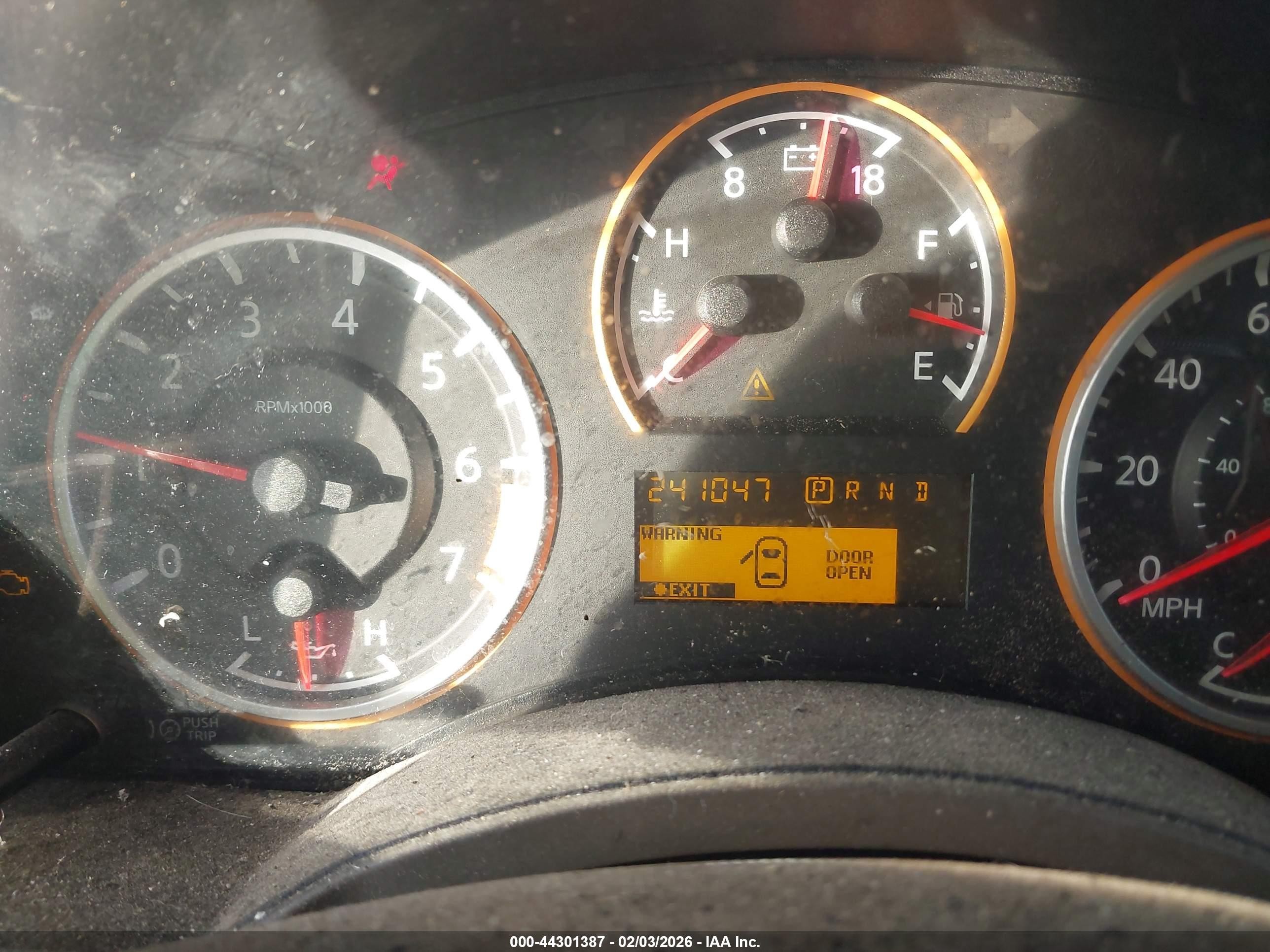 2014 Nissan Titan Sv White vin: 1N6BA0CA7EN504630