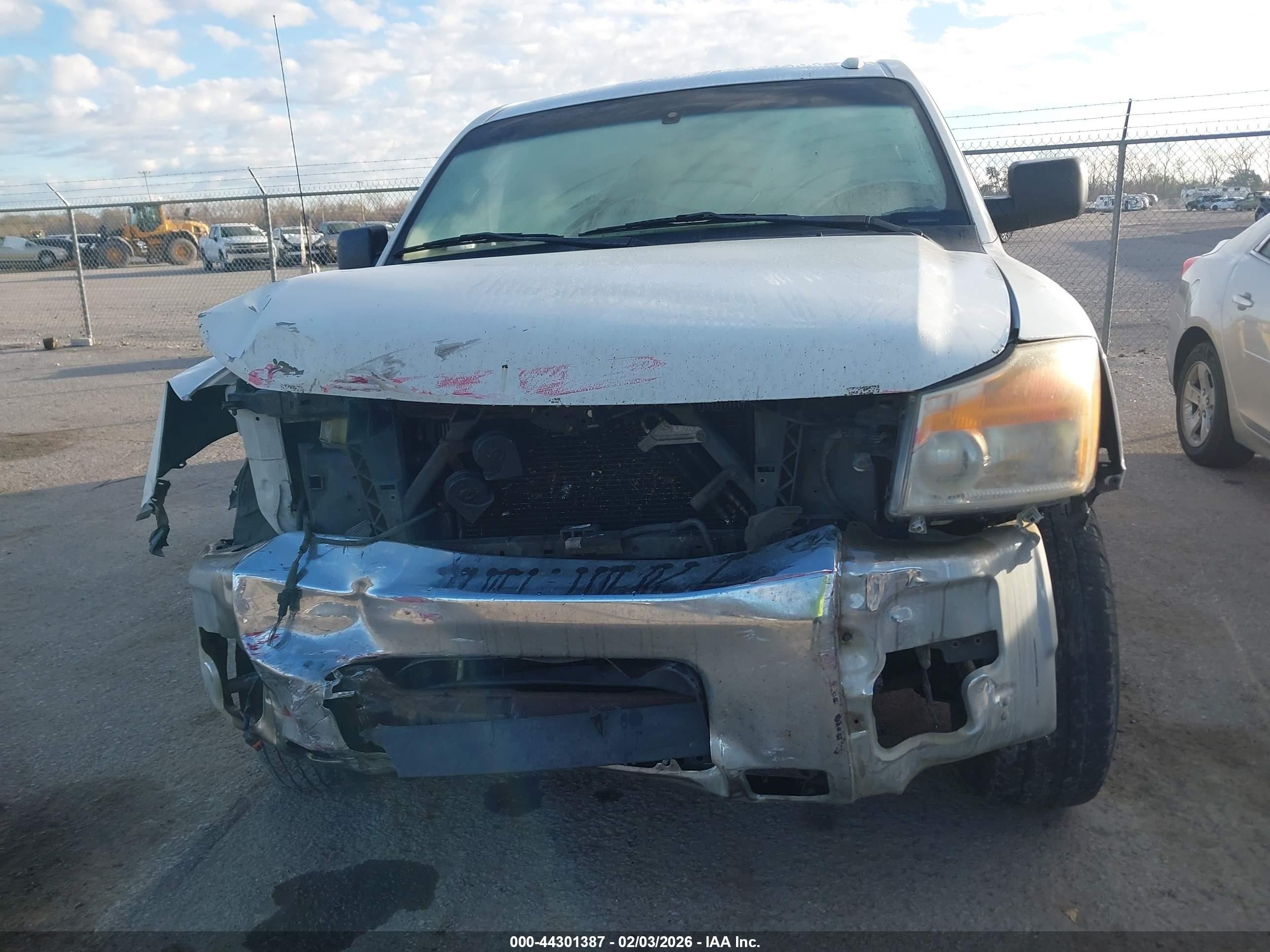 2014 Nissan Titan Sv White vin: 1N6BA0CA7EN504630