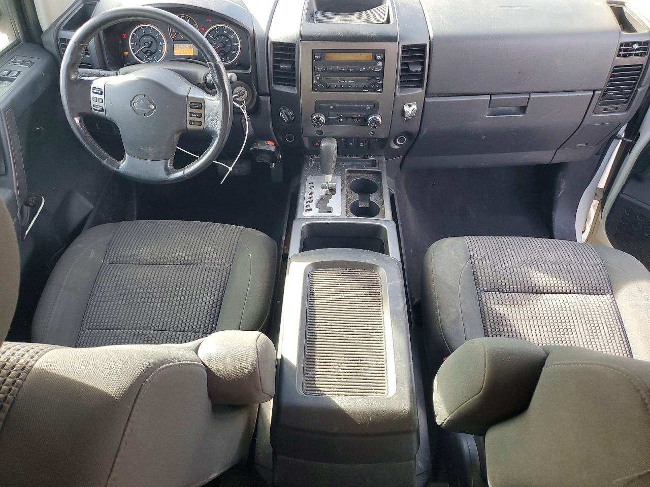 2010 Nissan Titan Xe White vin: 1N6BA0CC6AN312434
