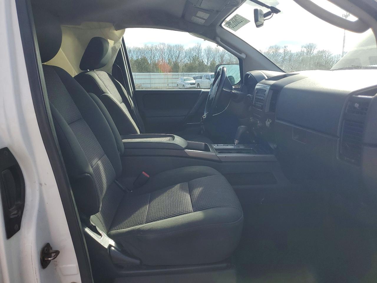 2010 Nissan Titan Xe White vin: 1N6BA0CC6AN312434