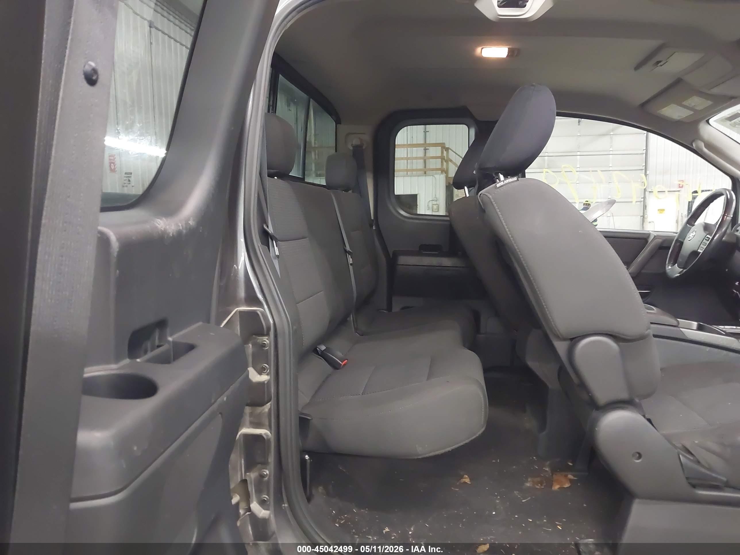 2011 Nissan Titan Sv Gray vin: 1N6BA0CC7BN325775
