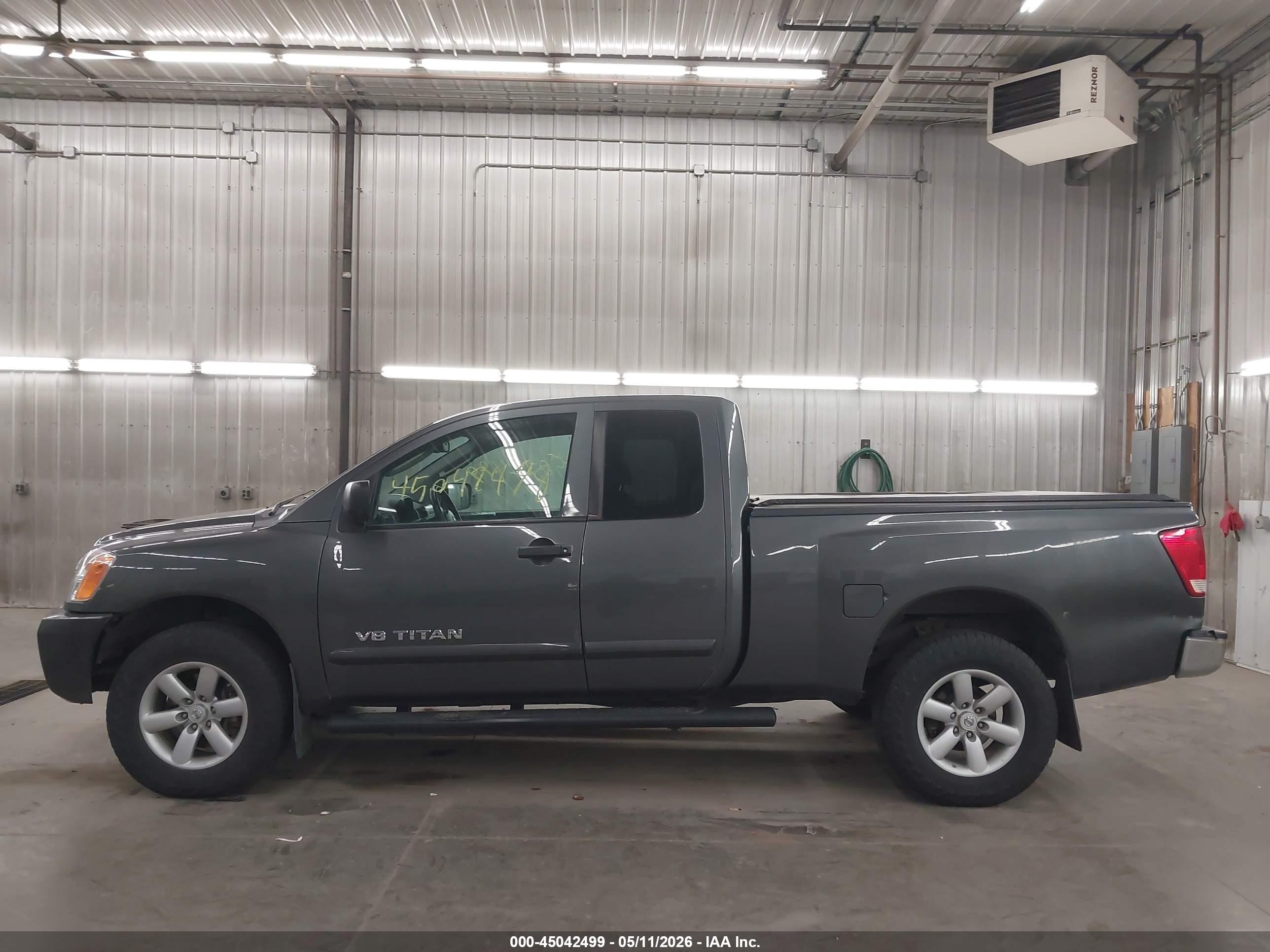 2011 Nissan Titan Sv Gray vin: 1N6BA0CC7BN325775