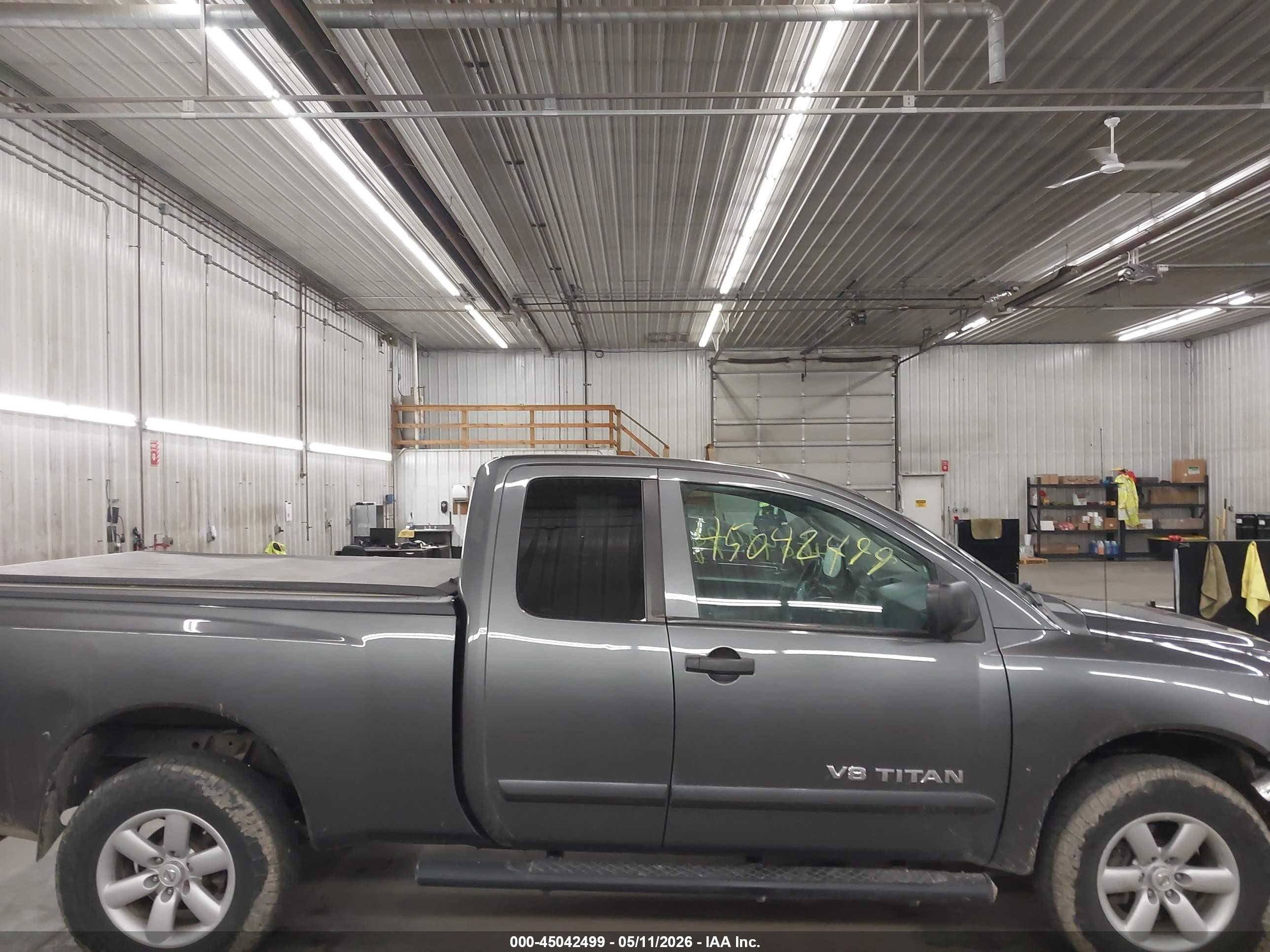 2011 Nissan Titan Sv Gray vin: 1N6BA0CC7BN325775