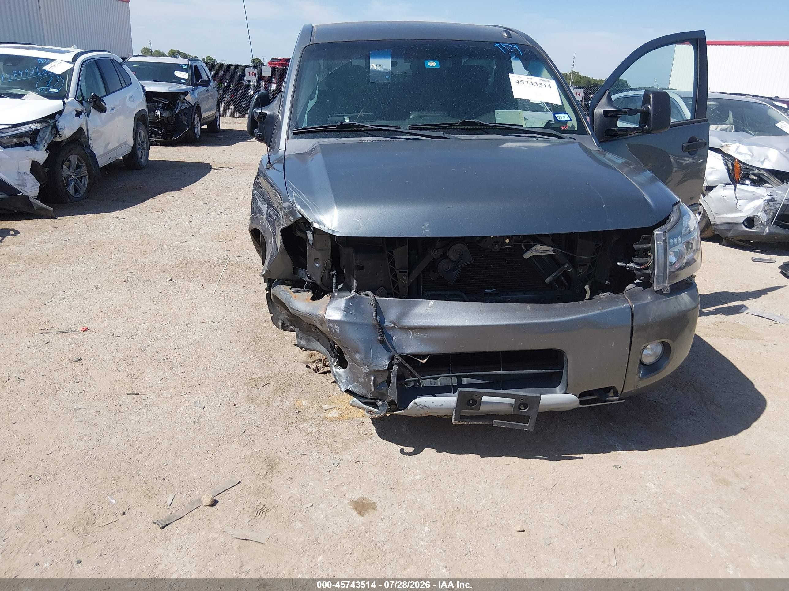 2015 Nissan Titan Pro-4x/s/sv Gray vin: 1N6BA0CC7FN501908