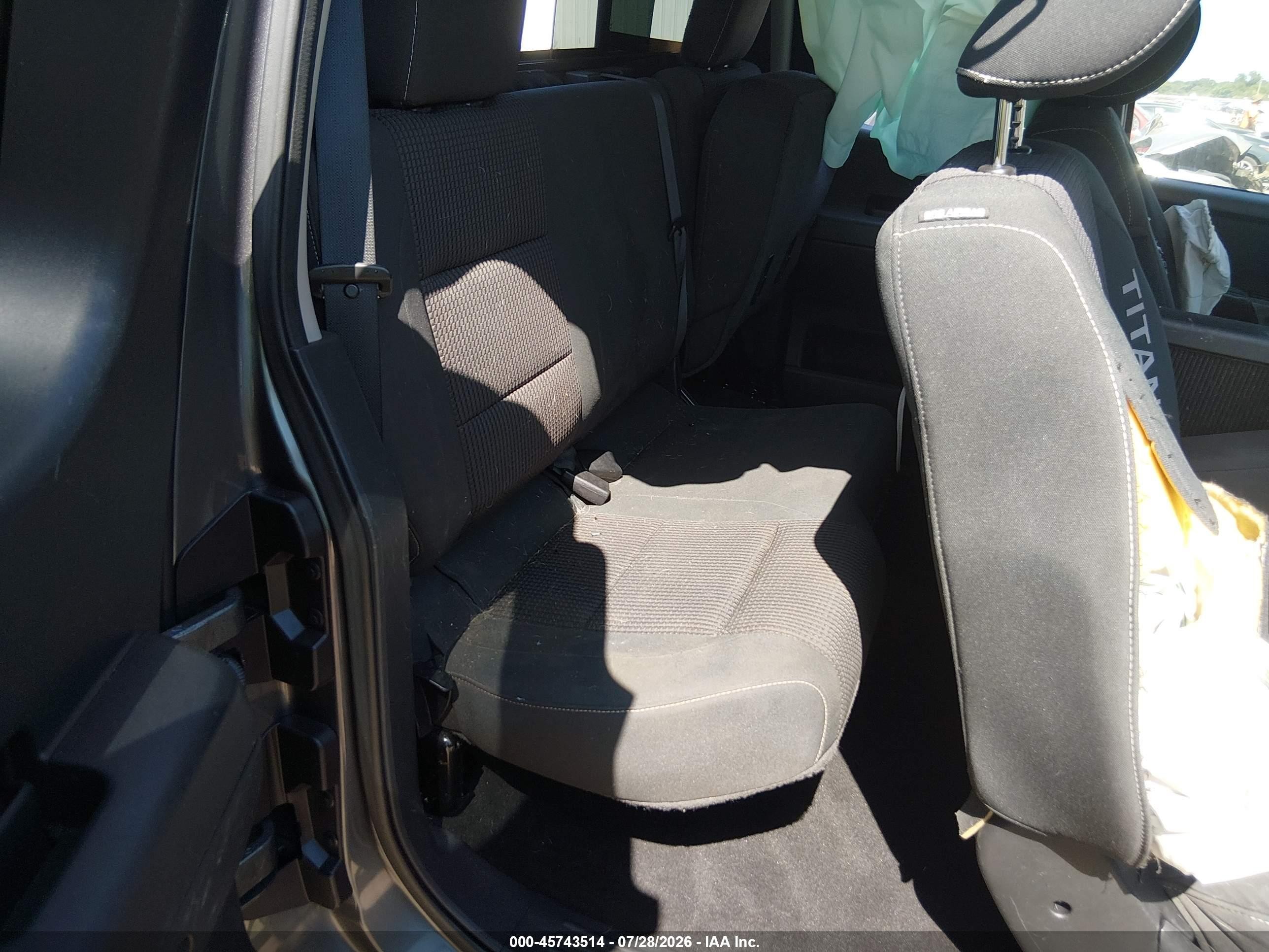 2015 Nissan Titan Pro-4x/s/sv Gray vin: 1N6BA0CC7FN501908