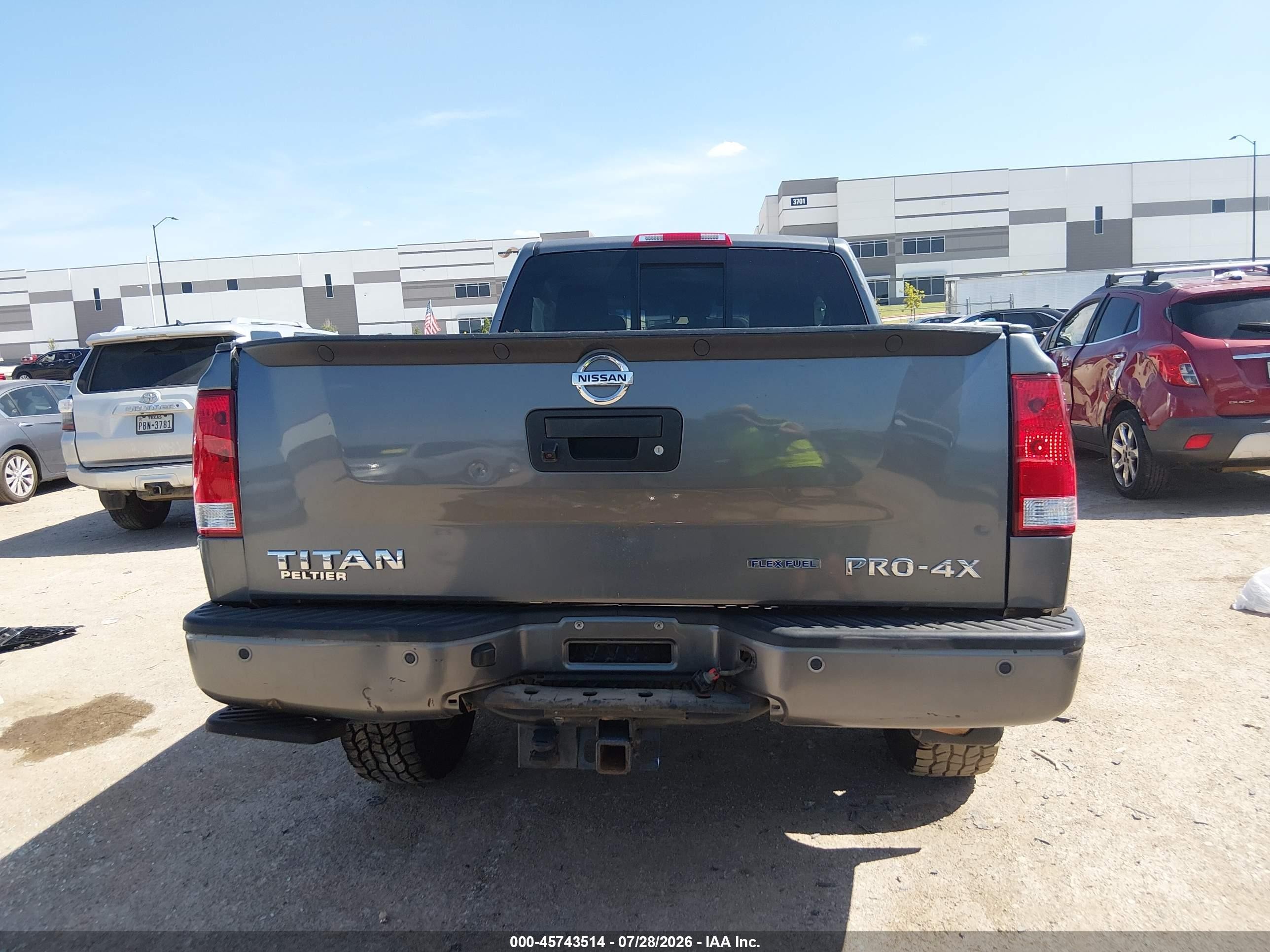 2015 Nissan Titan Pro-4x/s/sv Gray vin: 1N6BA0CC7FN501908