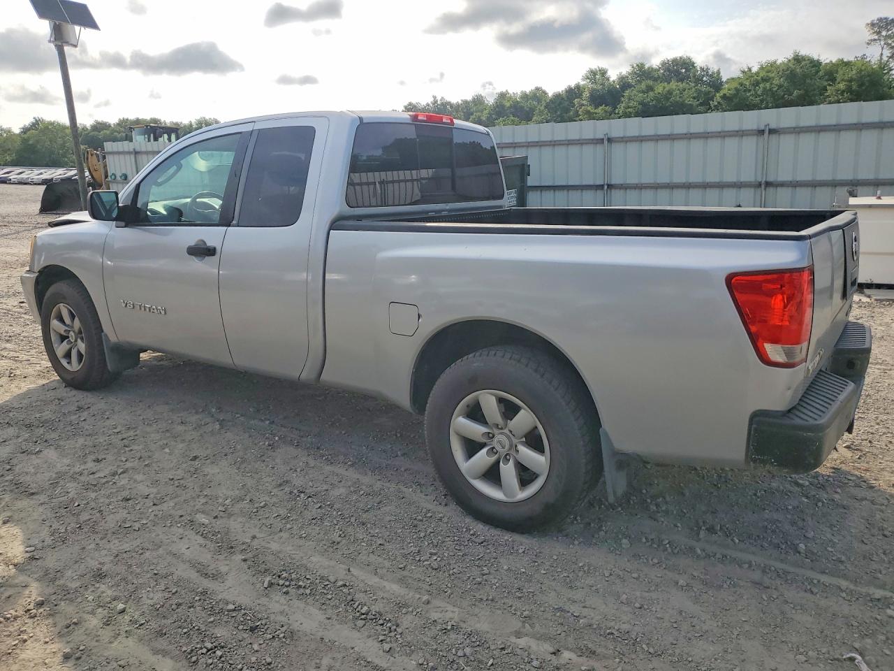 2010 Nissan Titan Xe Silver vin: 1N6BA0CH1AN300025