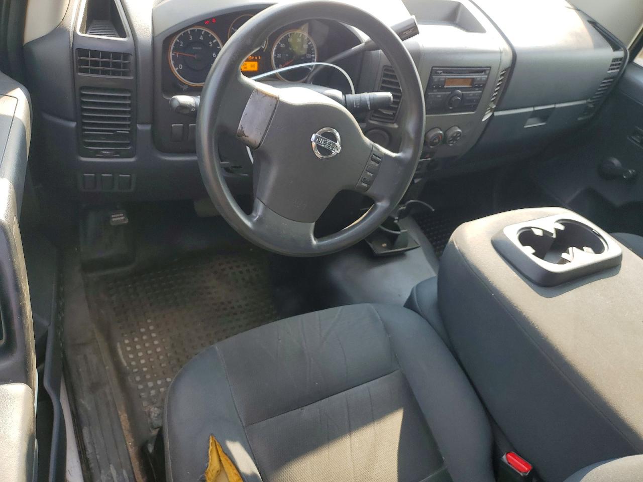 2010 Nissan Titan Xe Silver vin: 1N6BA0CH1AN300025