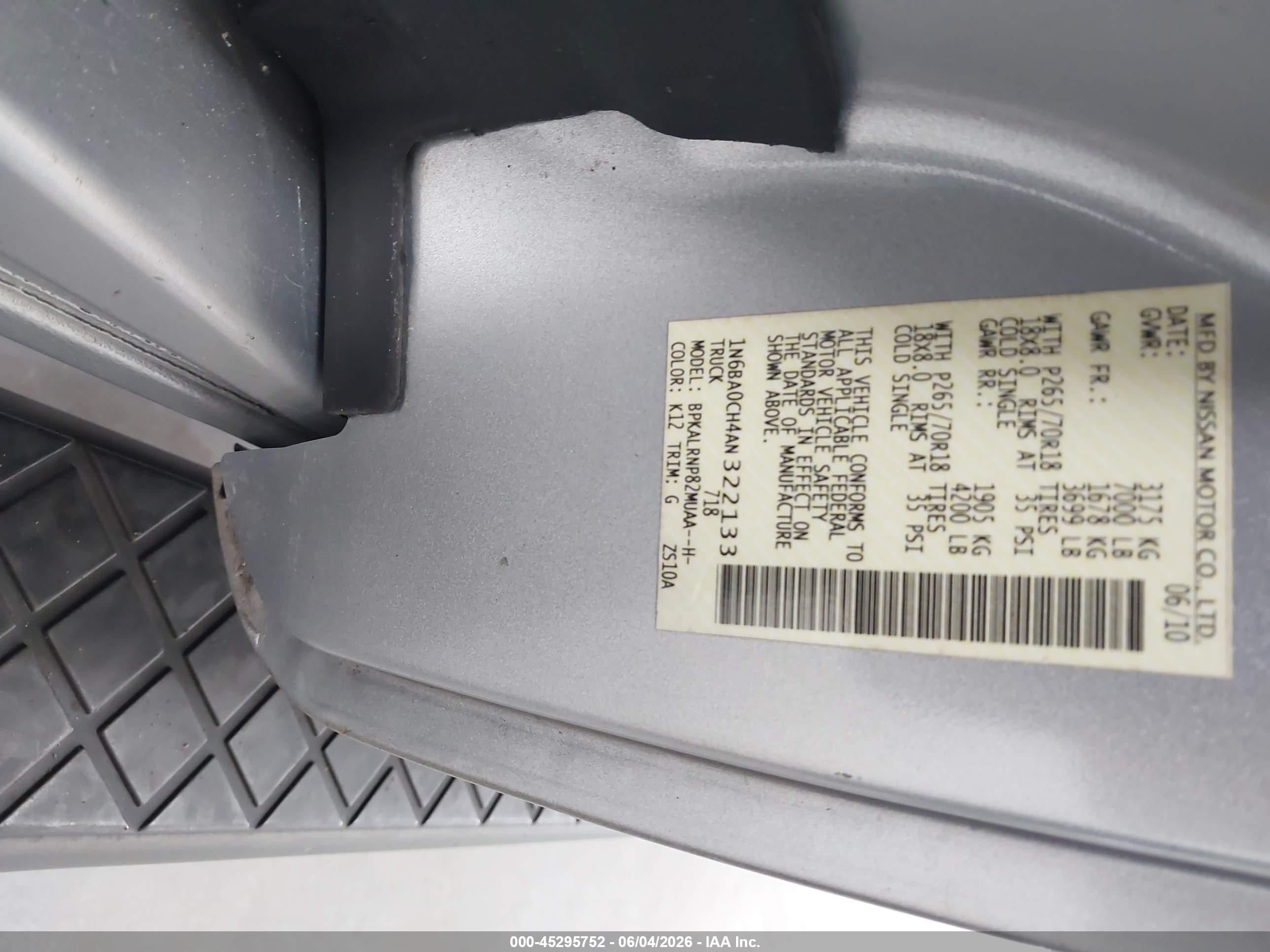 2010 Nissan Titan Xe Silver vin: 1N6BA0CH4AN322133