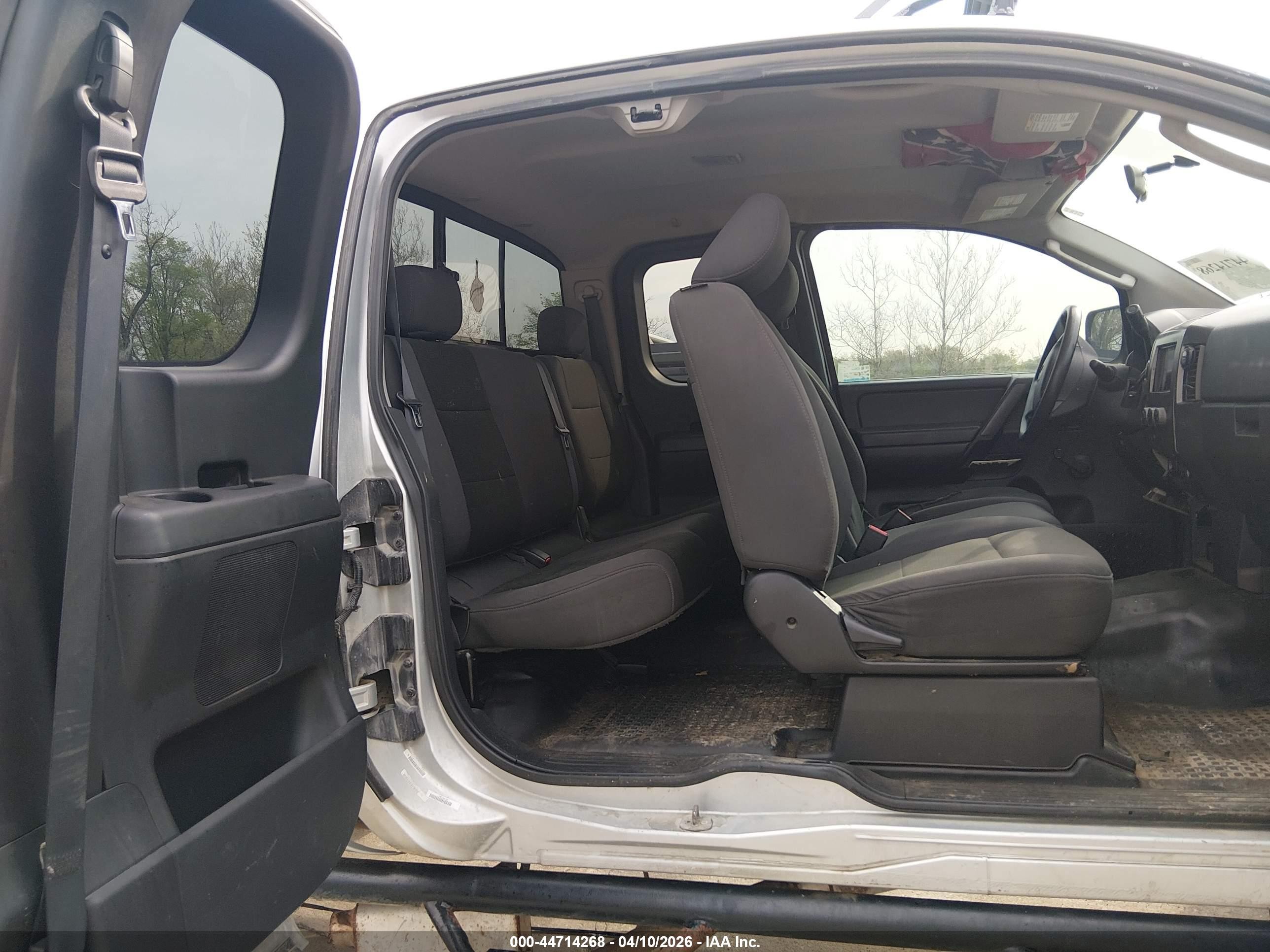 2010 Nissan Titan Xe Серый vin: 1N6BA0CJ4AN309109