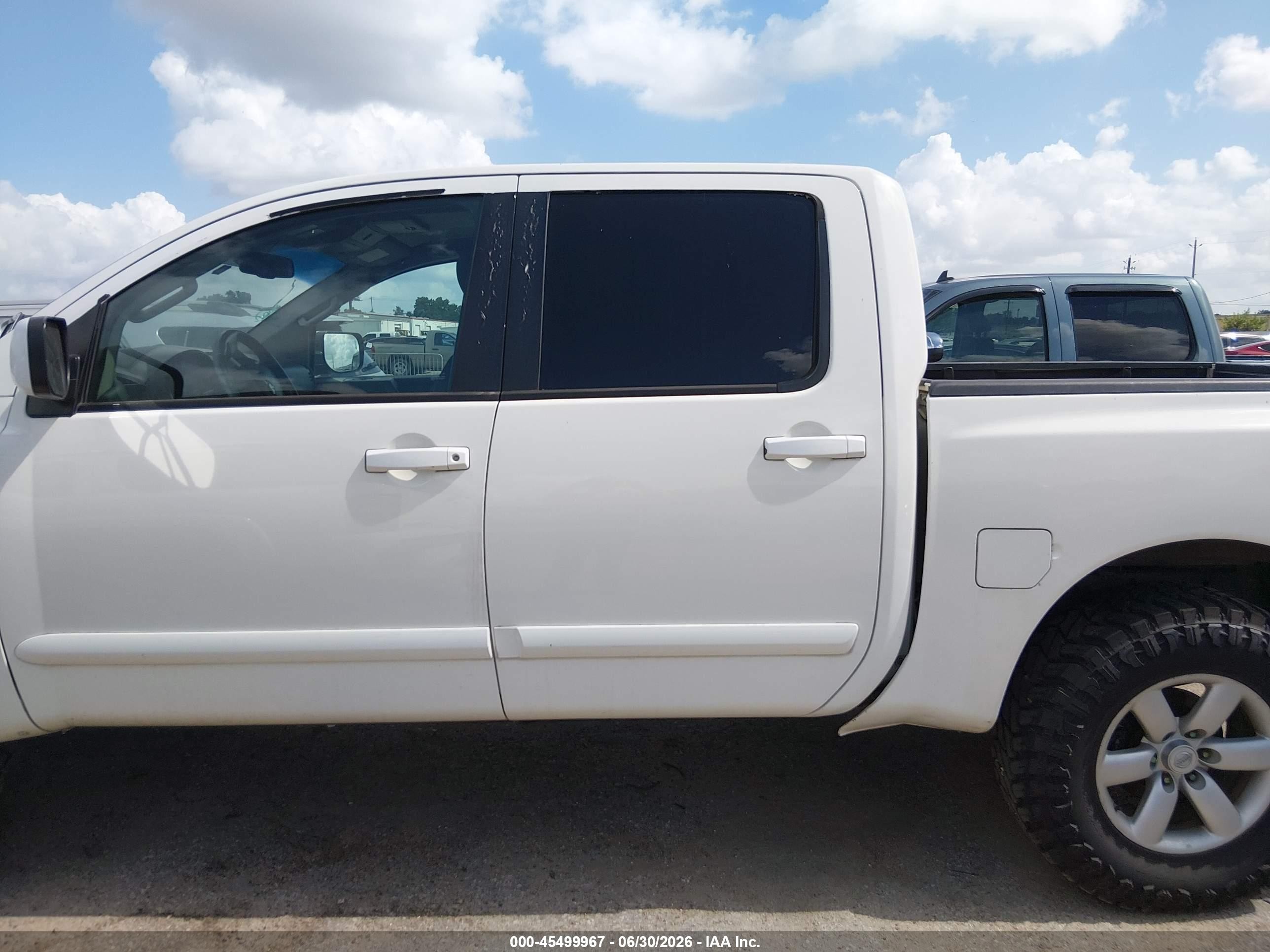 2012 Nissan Titan Sv White vin: 1N6BA0EC2CN308011
