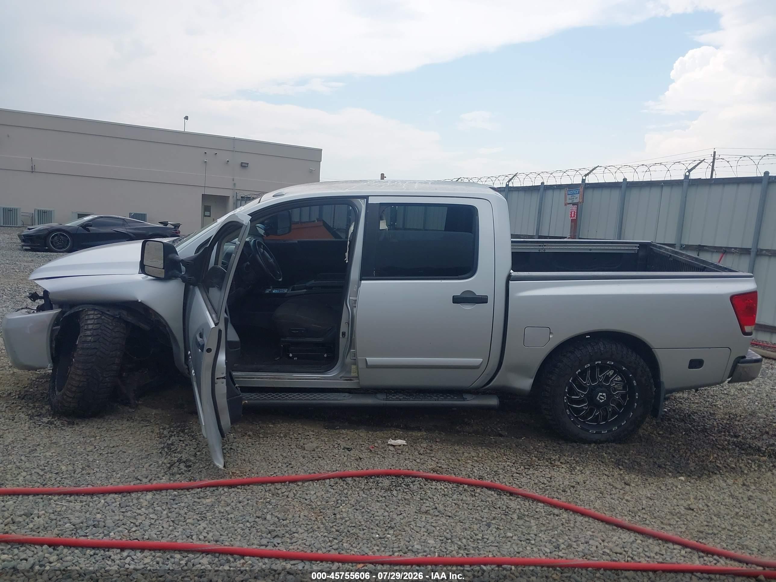 2014 Nissan Titan Sv Silver vin: 1N6BA0EC3EN509385