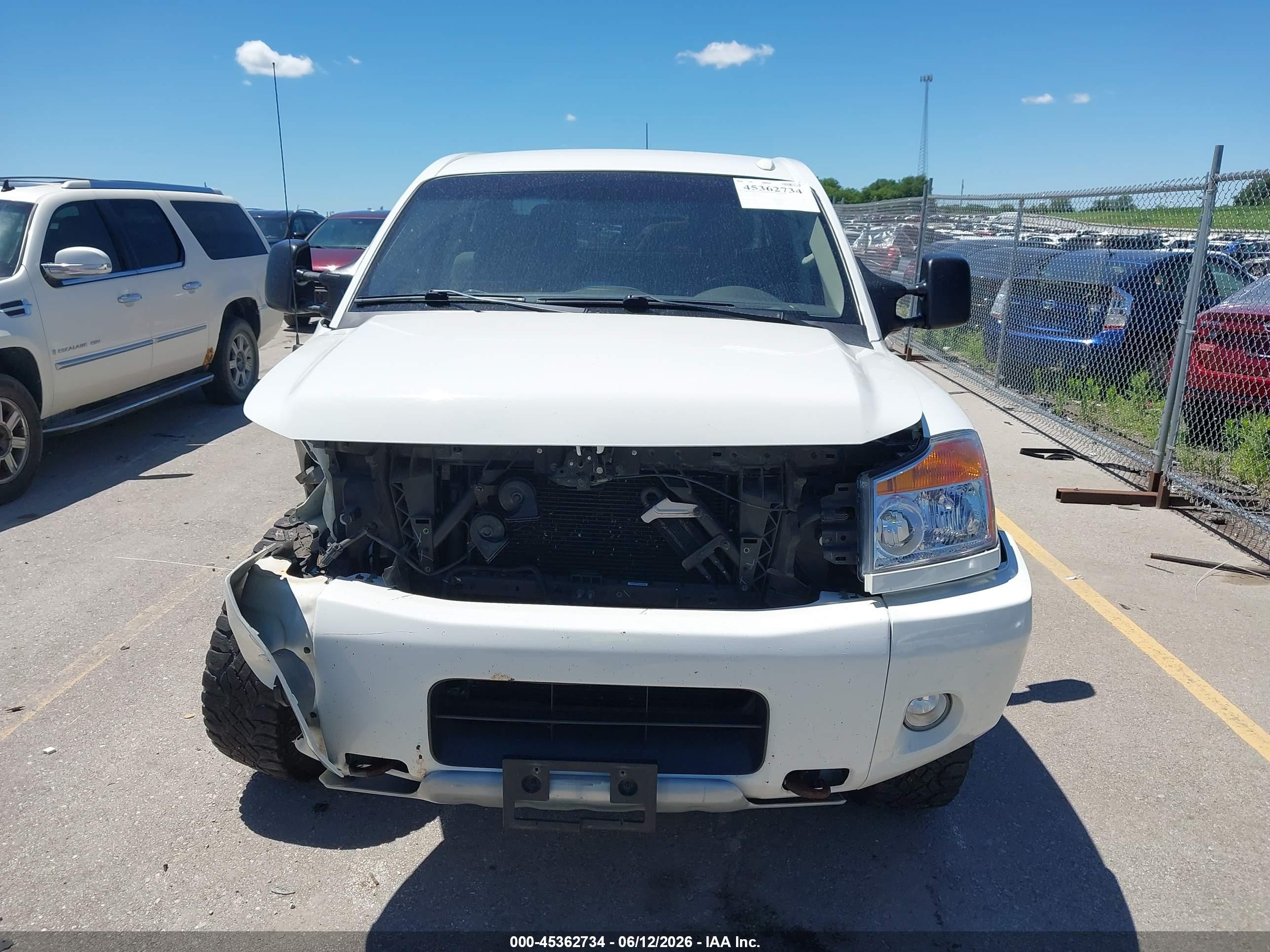 2015 Nissan Titan Pro-4x White vin: 1N6BA0EC3FN509808