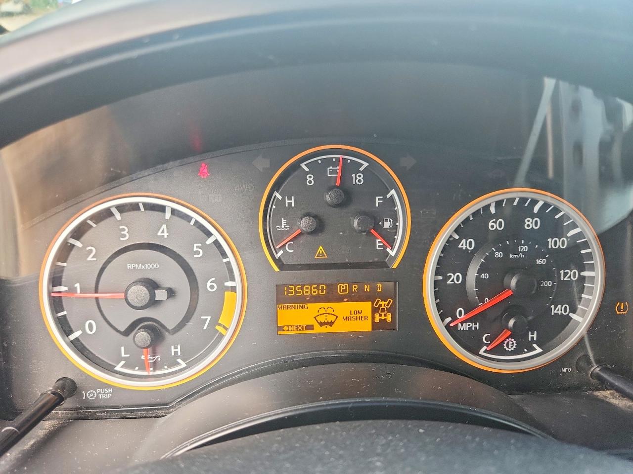 2010 Nissan Titan Se Silver vin: 1N6BA0EC5AN314477