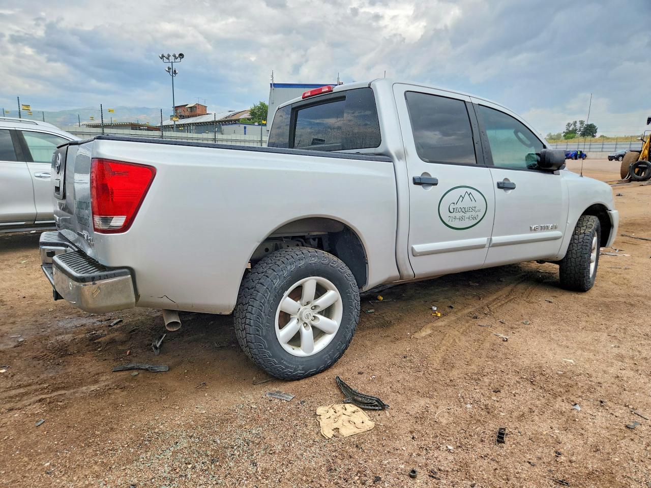 2011 Nissan Titan Tan vin: 1N6BA0EC5BN310012