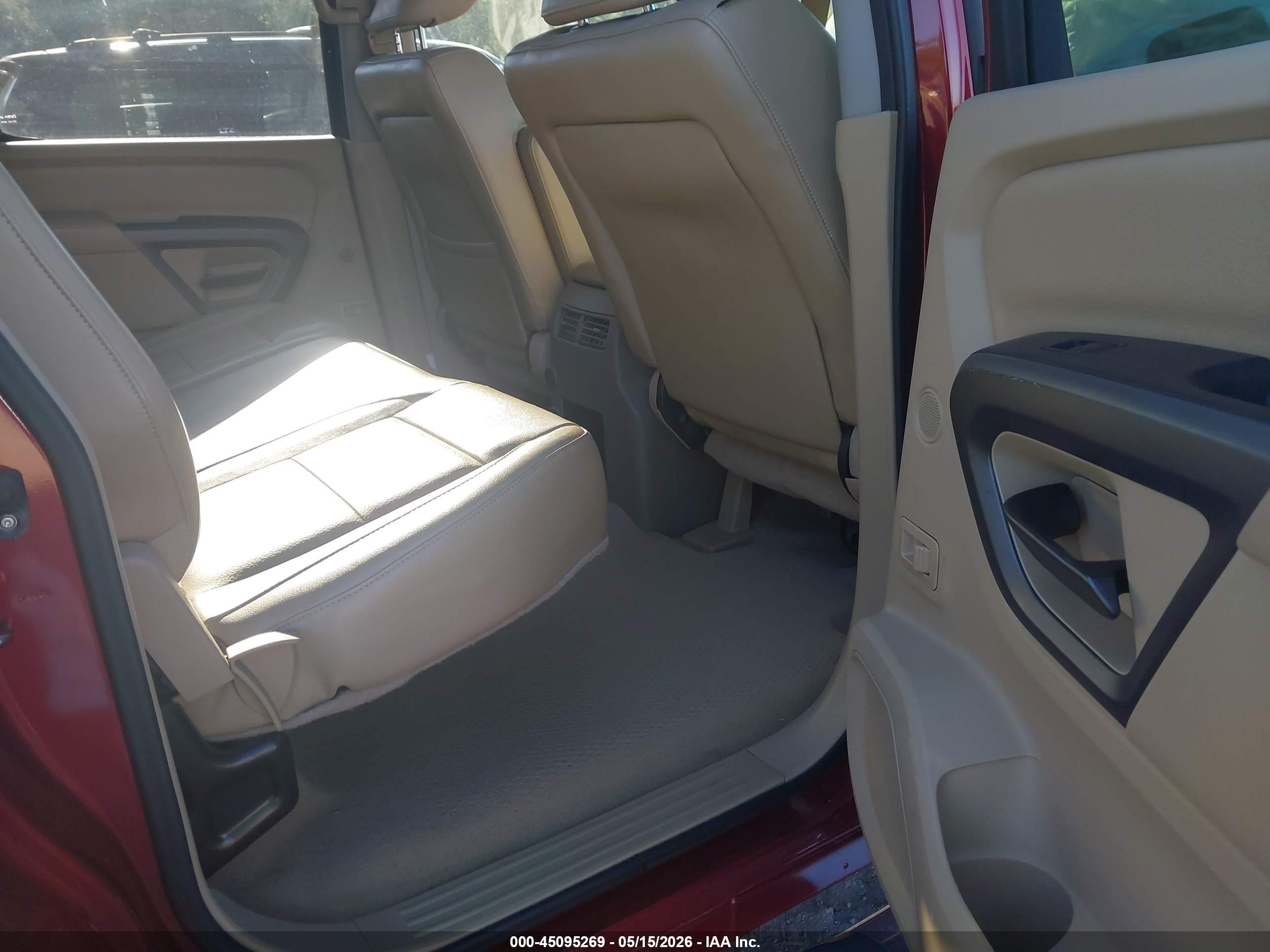 2015 Nissan Titan Sl Red vin: 1N6BA0EC5FN511740