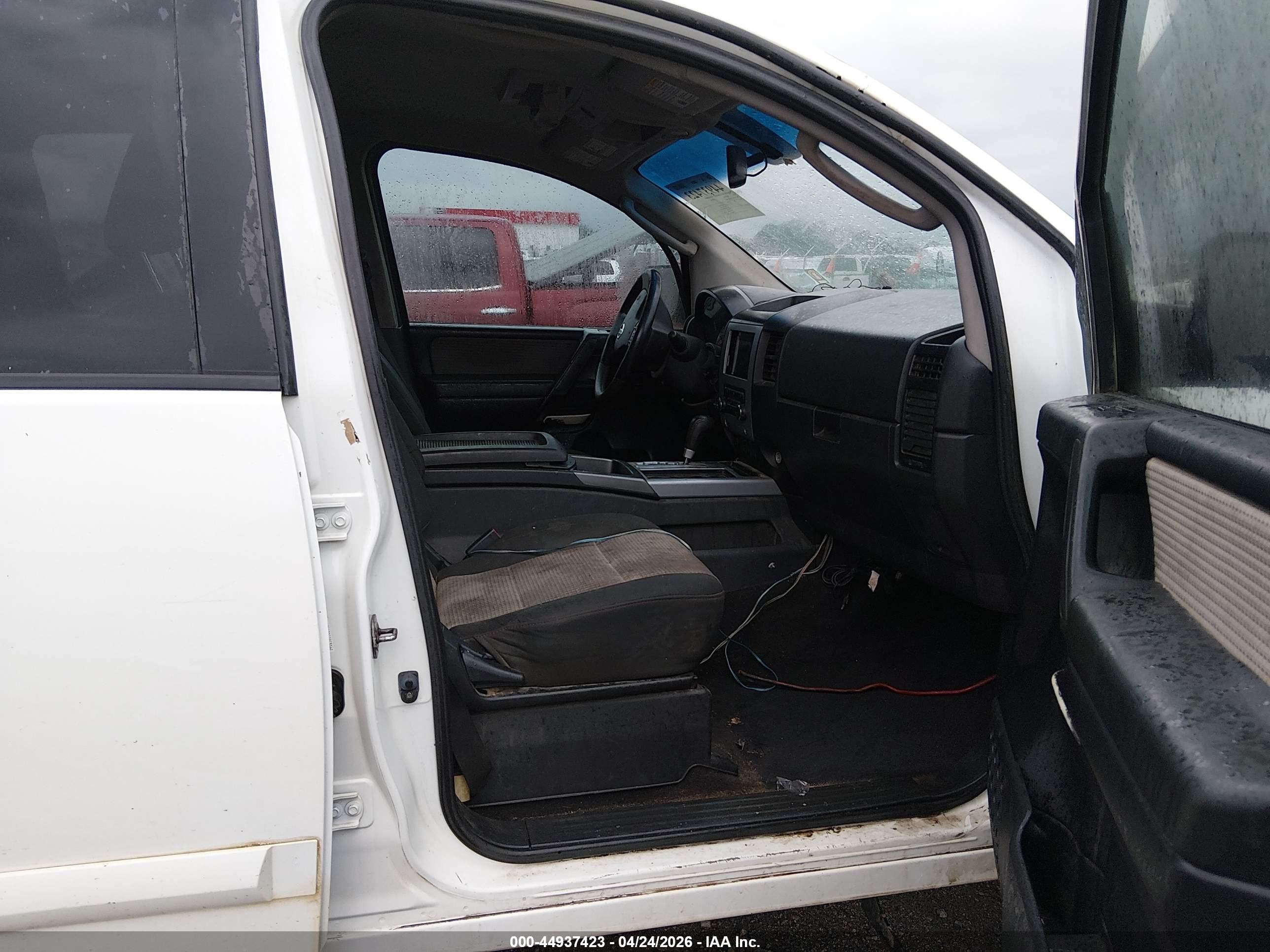 2011 Nissan Titan Pro-4x White vin: 1N6BA0EC6BN323805