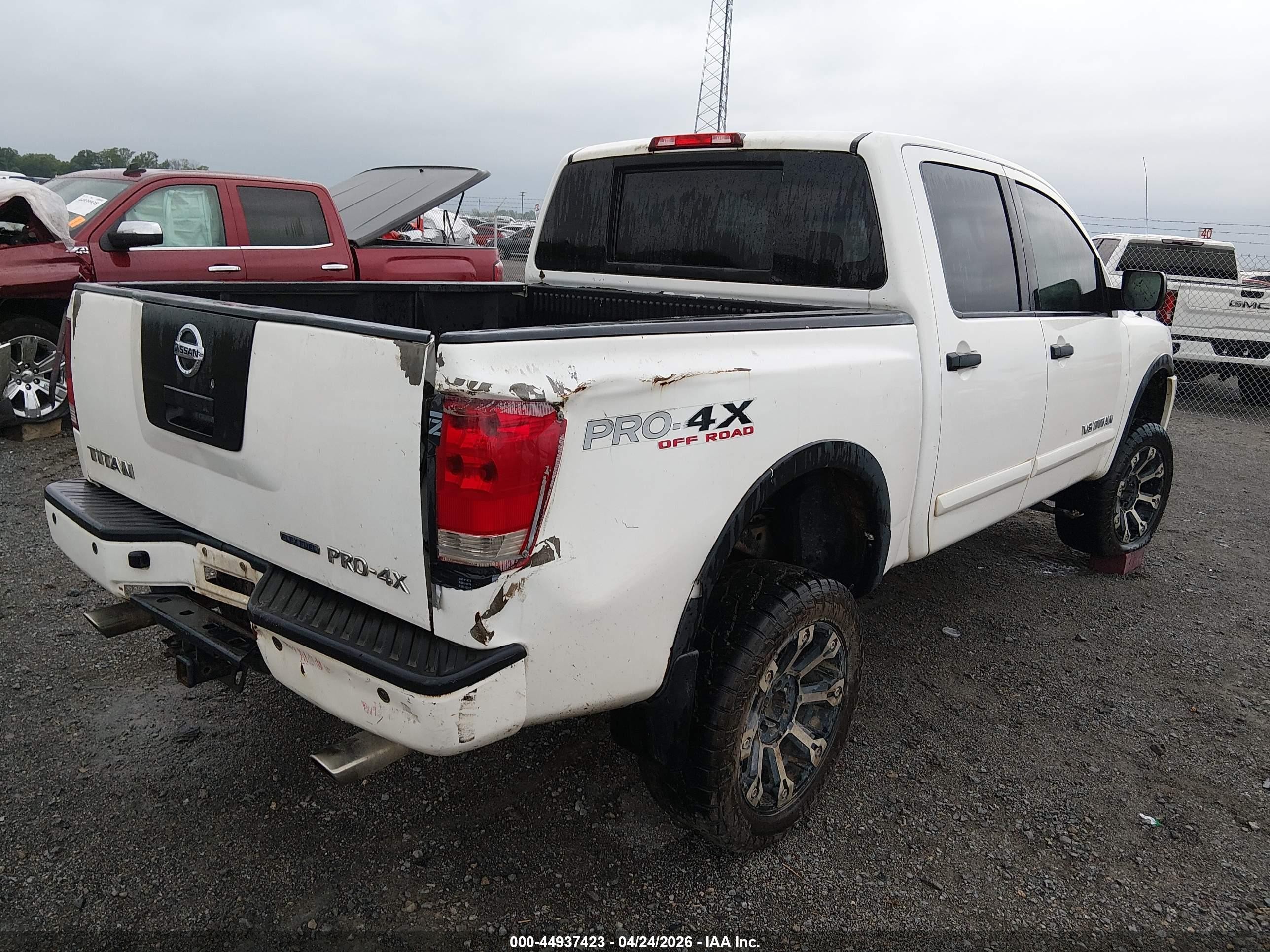 2011 Nissan Titan Pro-4x White vin: 1N6BA0EC6BN323805