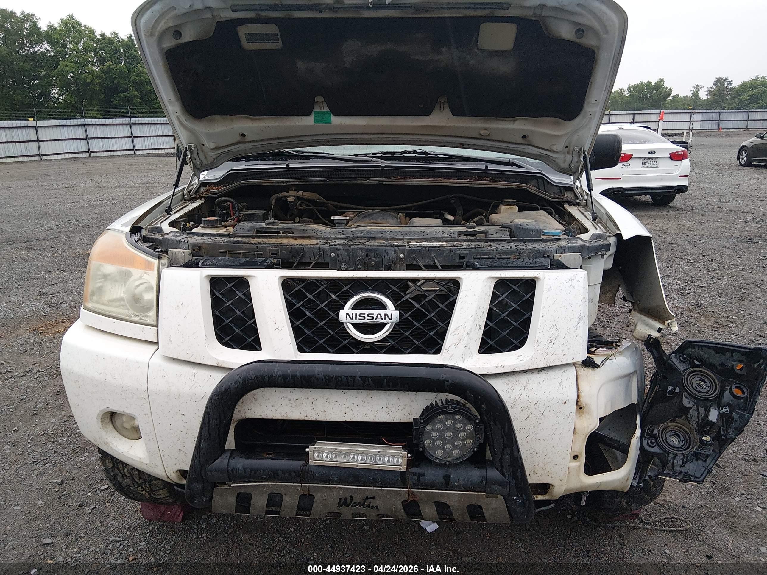 2011 Nissan Titan Pro-4x White vin: 1N6BA0EC6BN323805