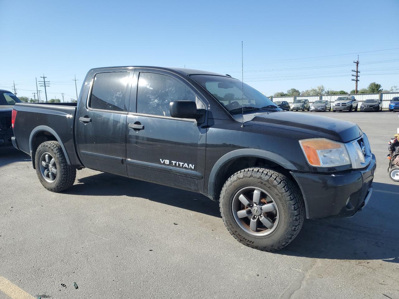 2014 Nissan Titan Pro-4x Black vin: 1N6BA0EC7EN511205 Damage: Right Rear Door, Heavy Scratch, > 12 Inches
