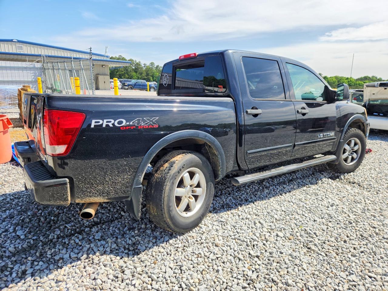 2011 Nissan Titan Sv Black vin: 1N6BA0EC8BN300056