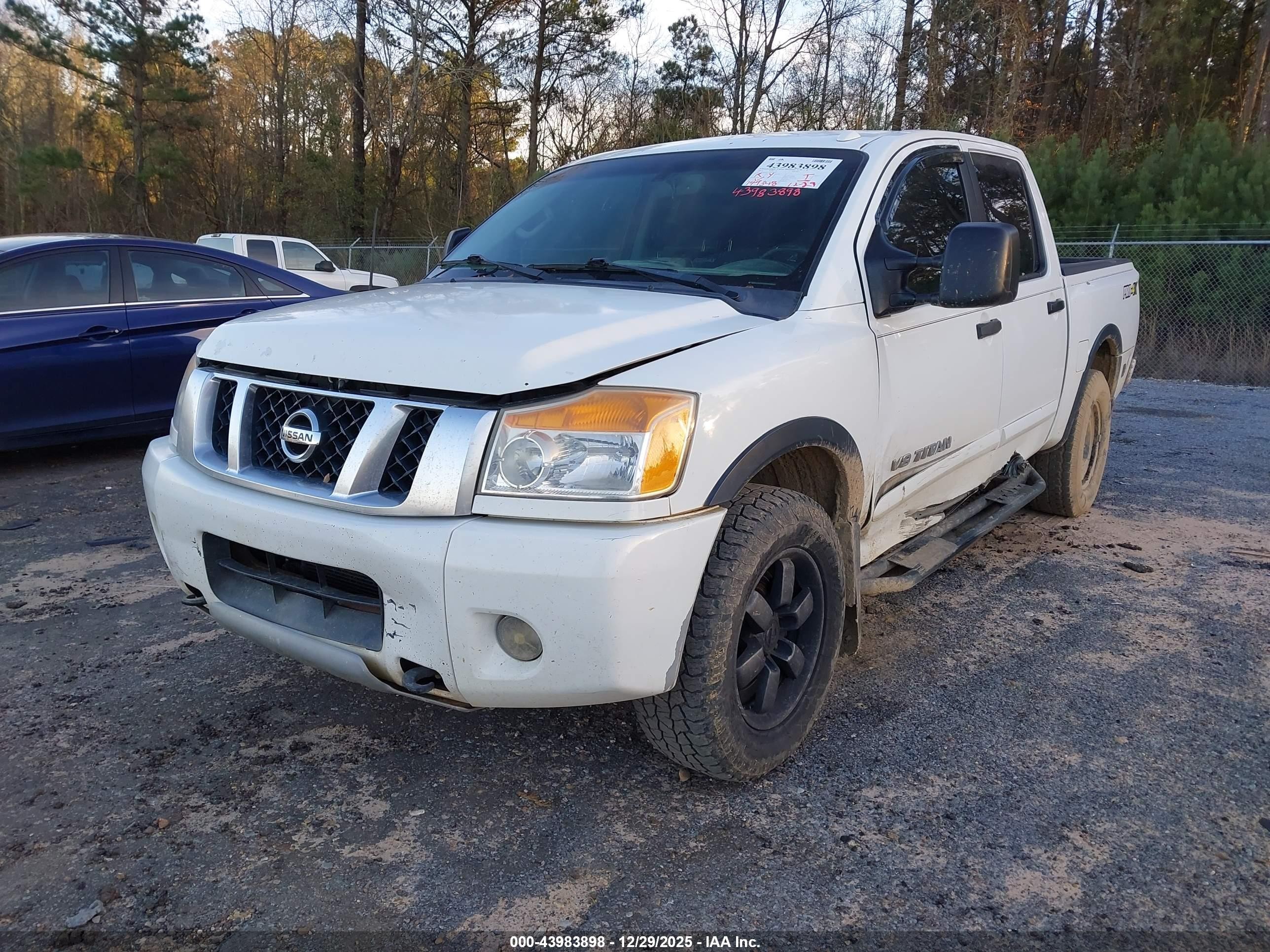 2013 Nissan Titan Pro-4x Белый vin: 1N6BA0EC9DN300747