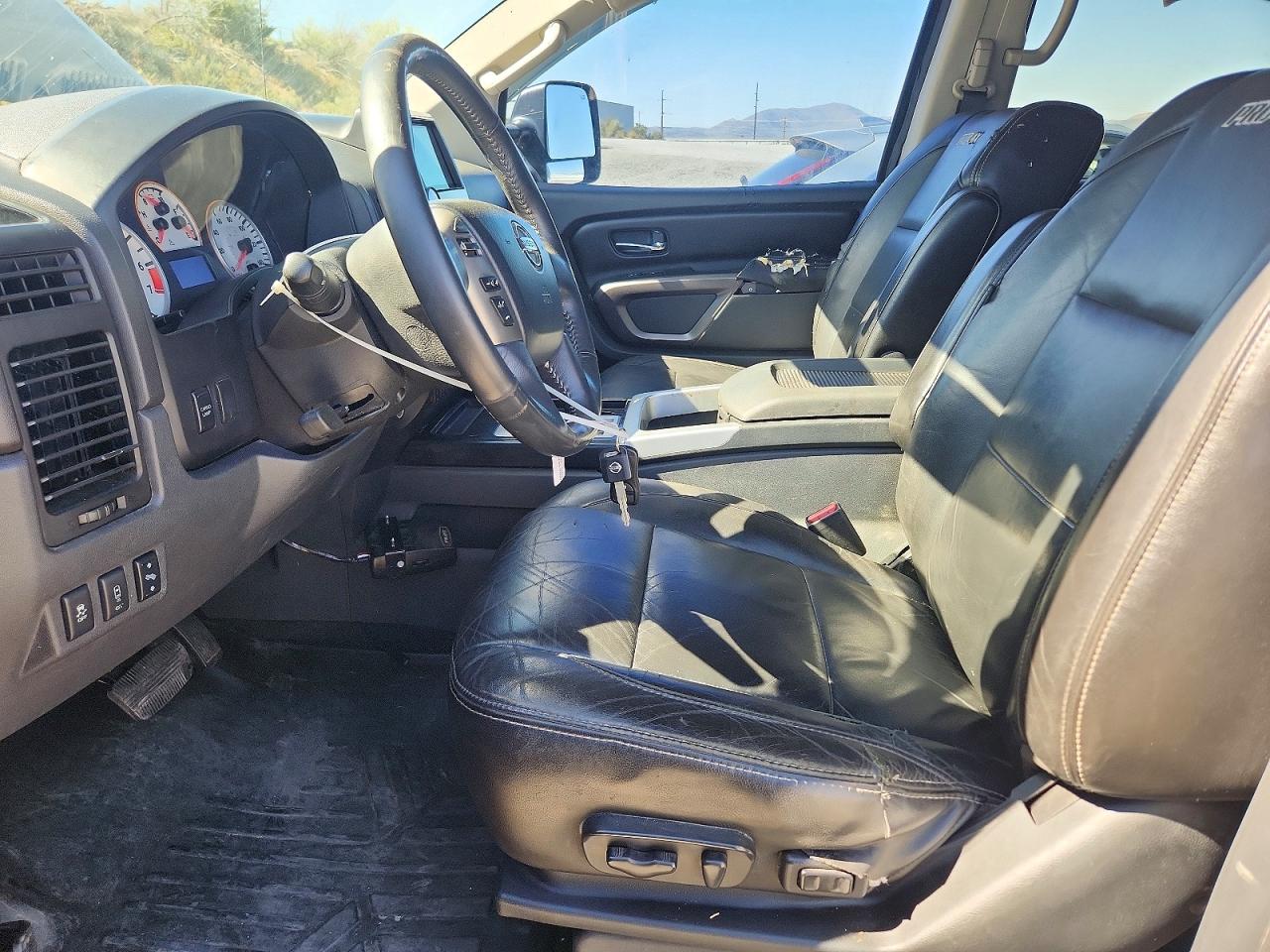 2015 Nissan Titan Pro-4x Gray vin: 1N6BA0EC9FN510090