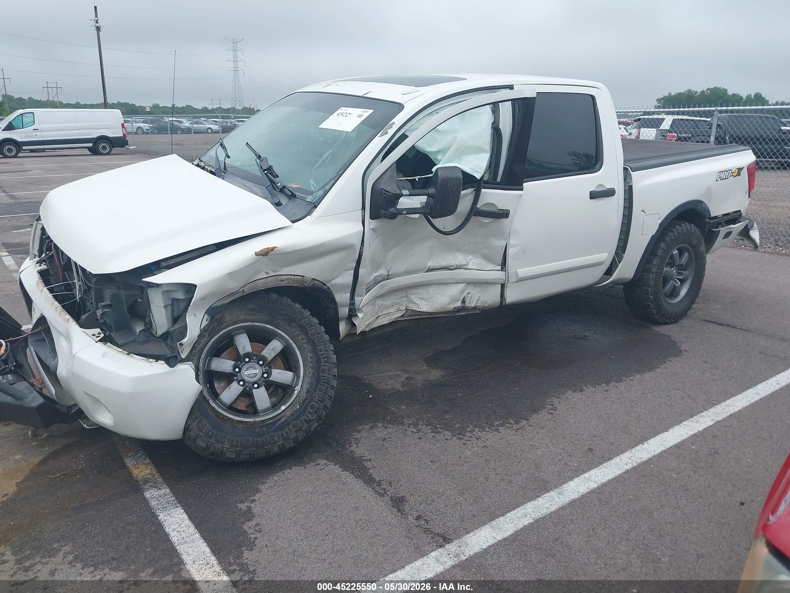 2014 Nissan Titan Pro-4x White vin: 1N6BA0ECXEN514874