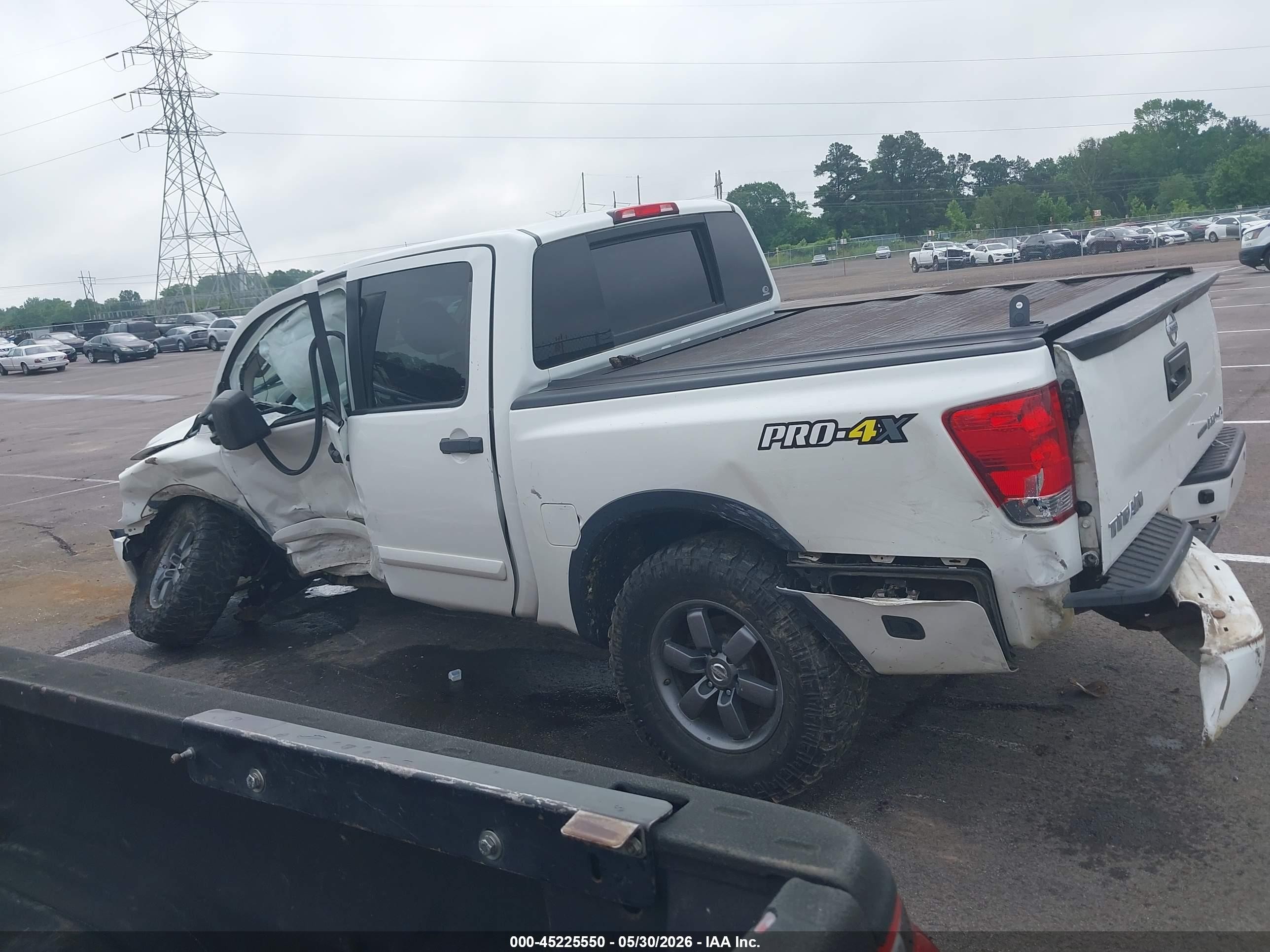 2014 Nissan Titan Pro-4x White vin: 1N6BA0ECXEN514874