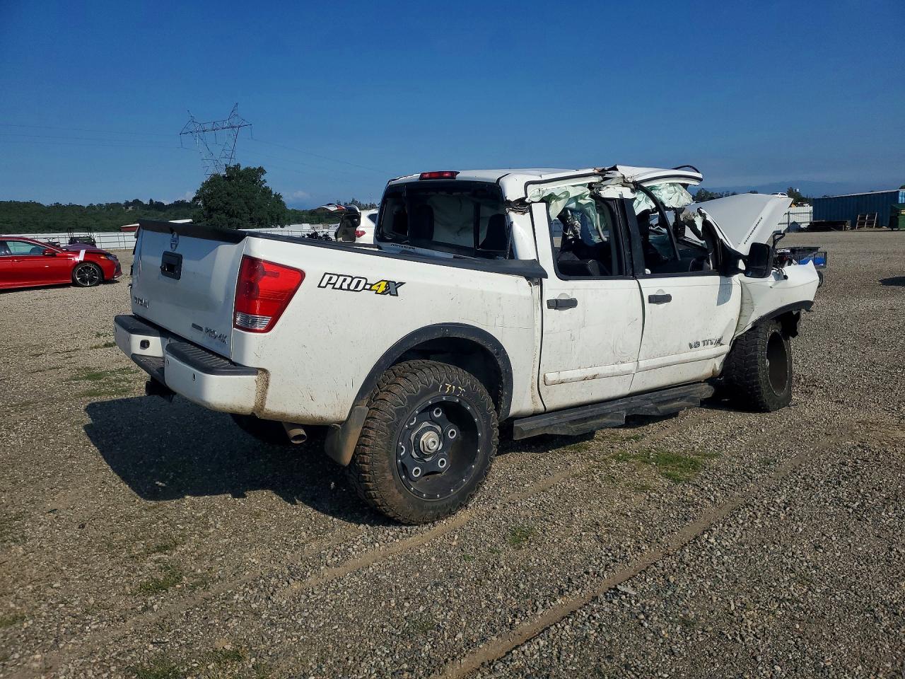 2015 Nissan Titan Pro-4x White vin: 1N6BA0ECXFN510499
