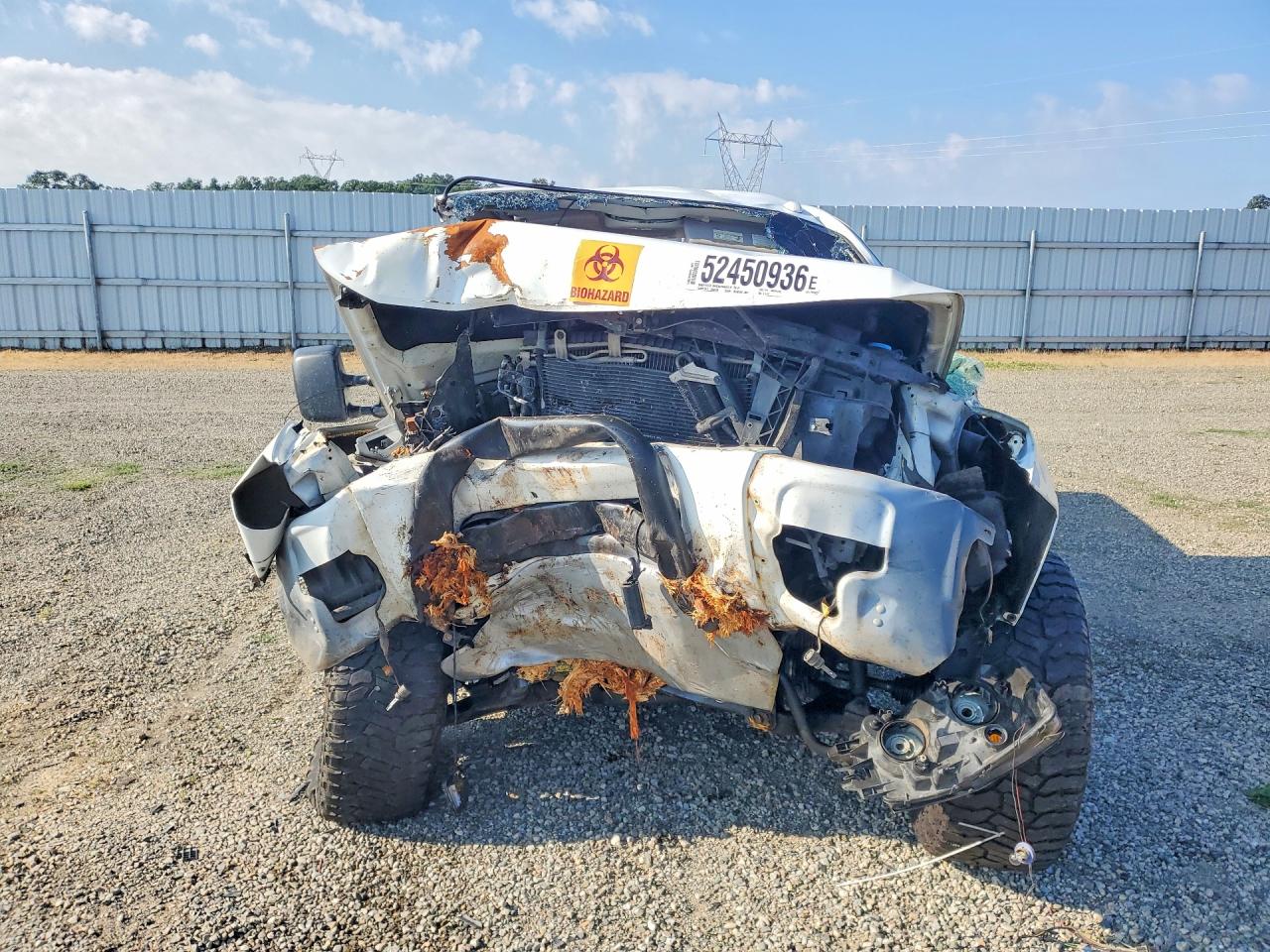 2015 Nissan Titan Pro-4x White vin: 1N6BA0ECXFN510499