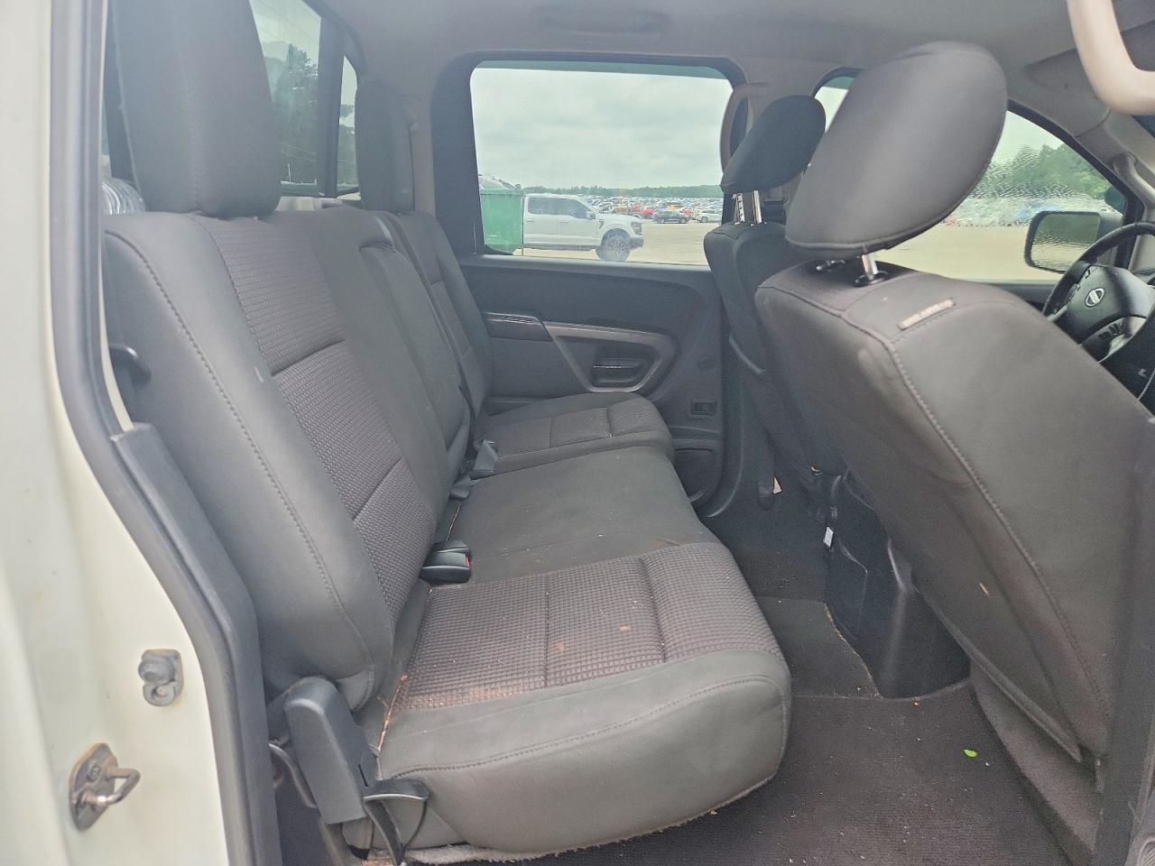 2015 Nissan Titan Sv White vin: 1N6BA0ED0FN507135