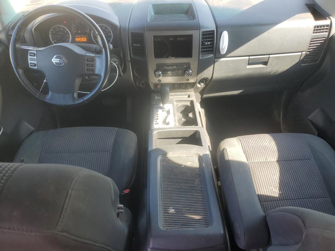 2010 Nissan Titan Se White vin: 1N6BA0ED3AN302532 Damage: Radio, Missing, Replacement Required