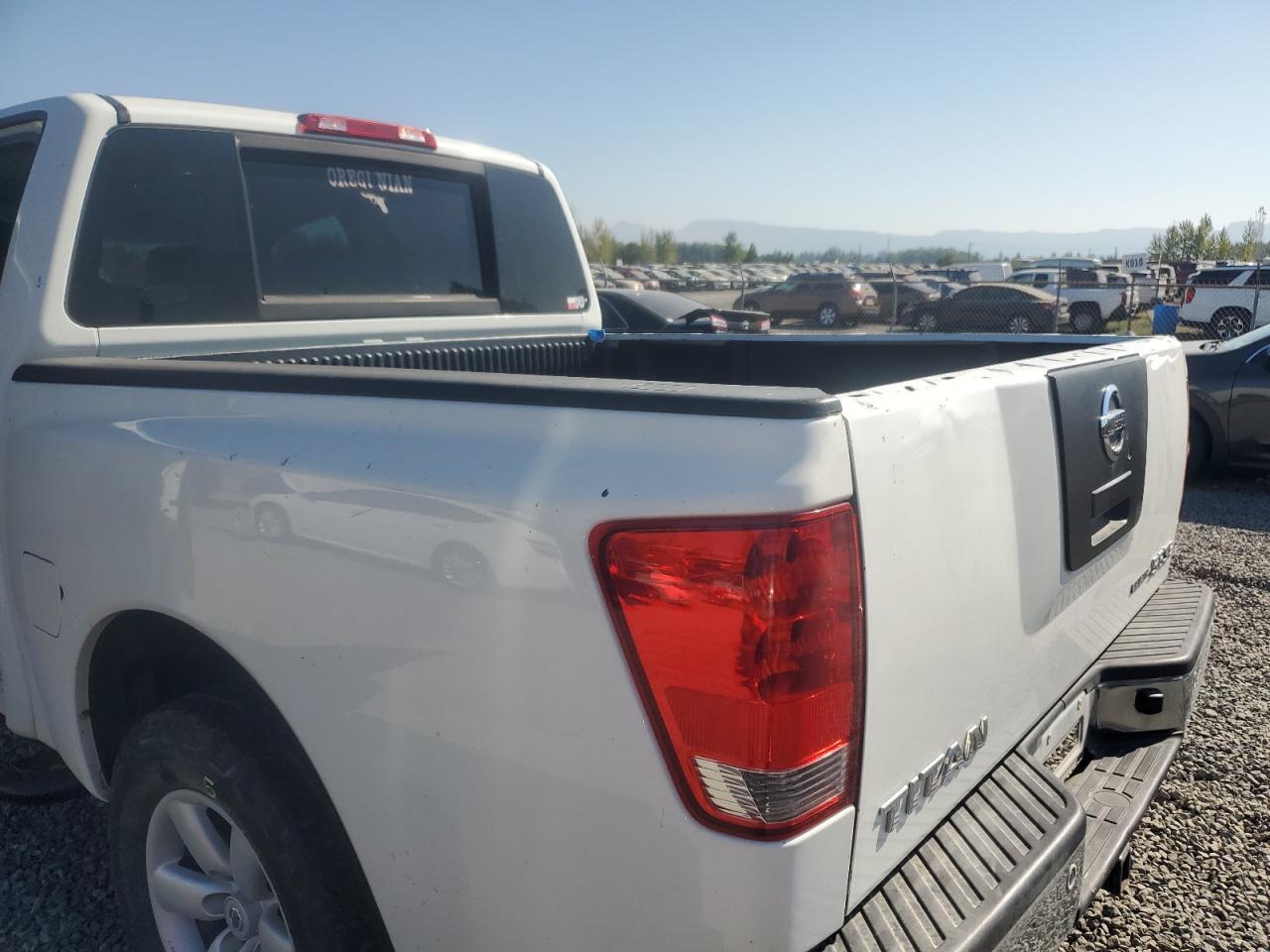 2010 Nissan Titan Se White vin: 1N6BA0ED3AN302532 Damage: Left Bed Side, Multiple Scratches Heavy, 7
