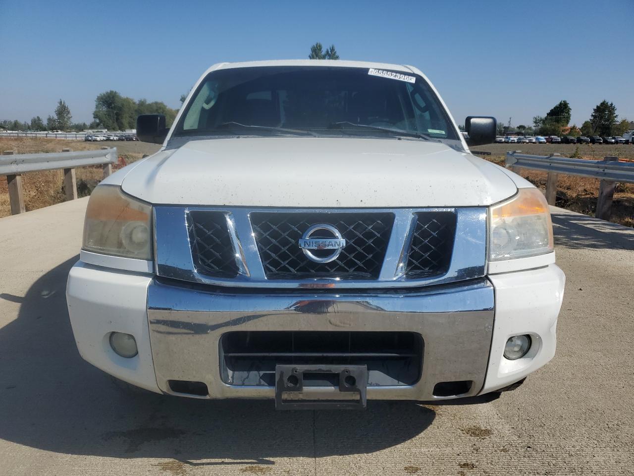 2010 Nissan Titan Se White vin: 1N6BA0ED3AN302532 Damage: Left Head Lamp, Faded, Repair Required